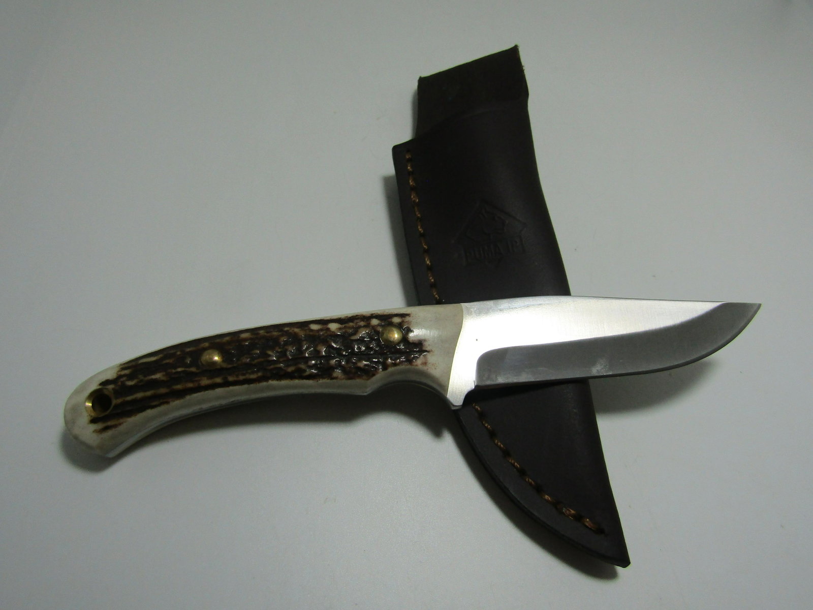 PUMA STAG SKINNER KNIFE (1 of 2)