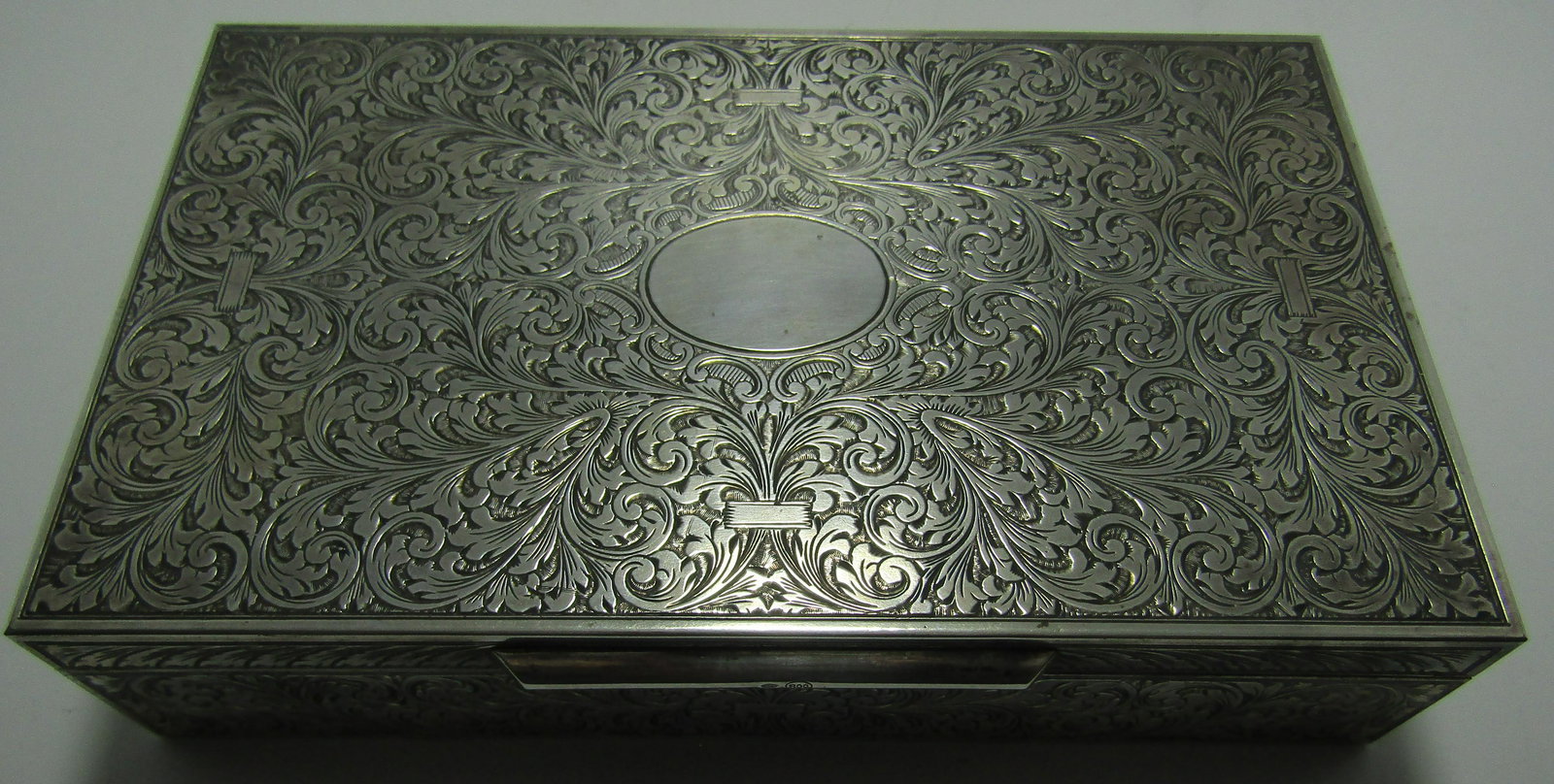 ENGRAVED STERLING SILVER BOX 349.0 GRAMS (1 of 7)