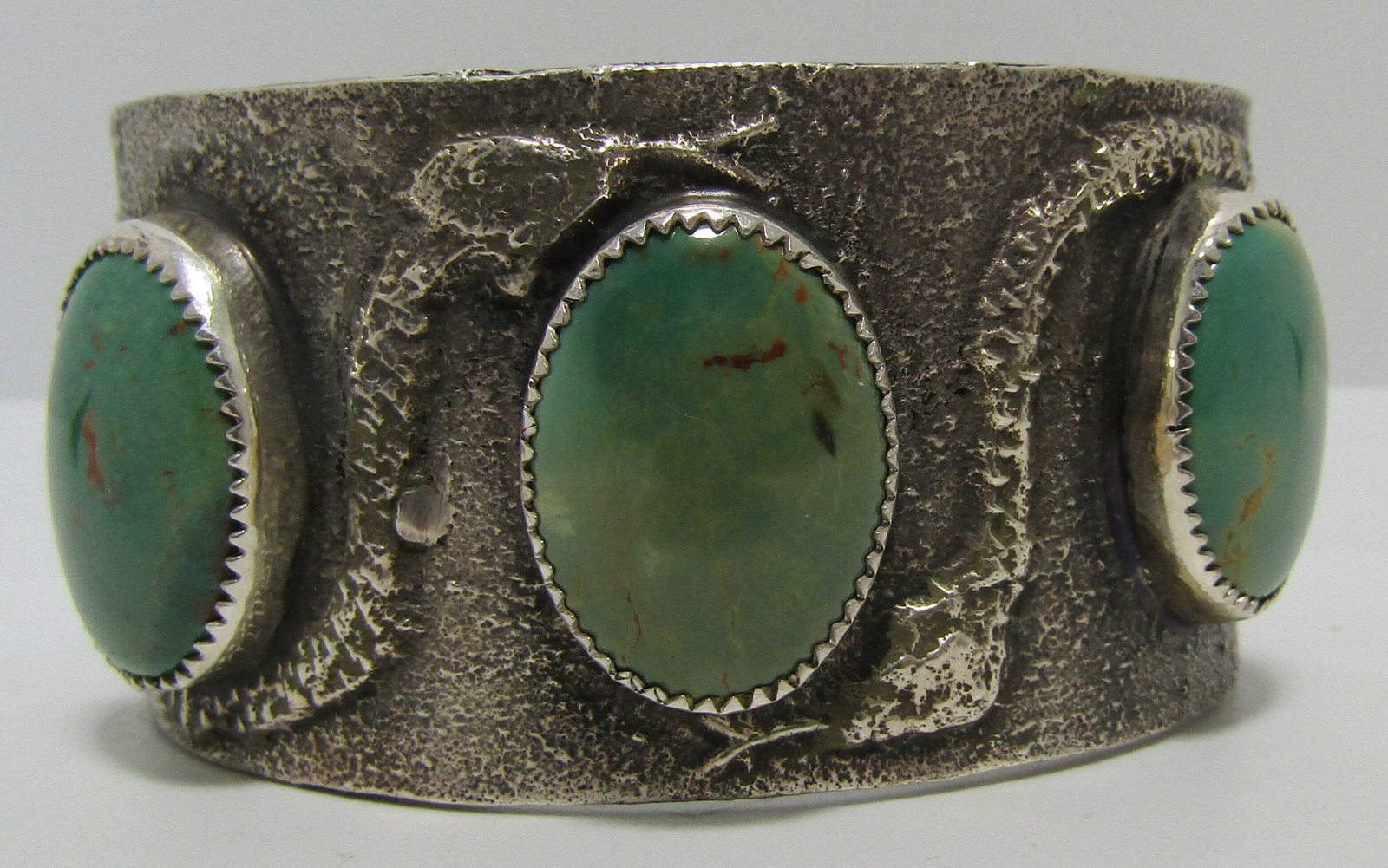 SAN FELIPE TURQUOISE CUFF BRACELET STERLING SILVER (1 of 5)