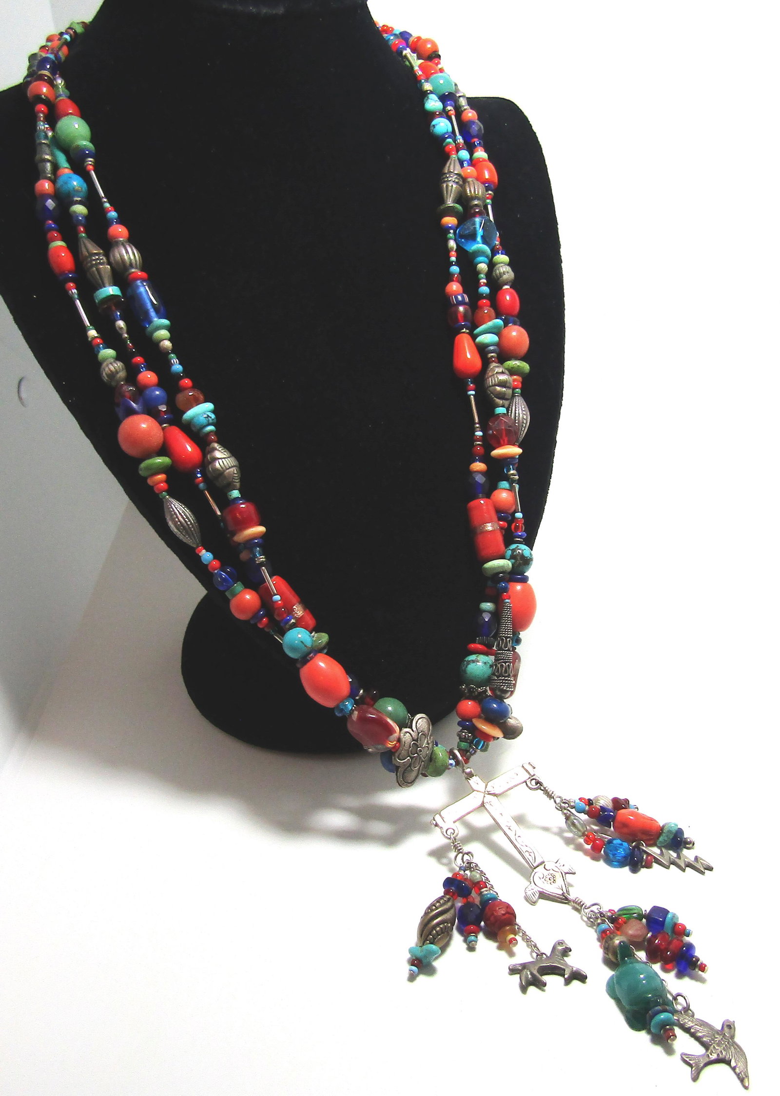 MULTICOLOR TURQUOISE BEADED TREASURE NECKLACE (1 of 6)