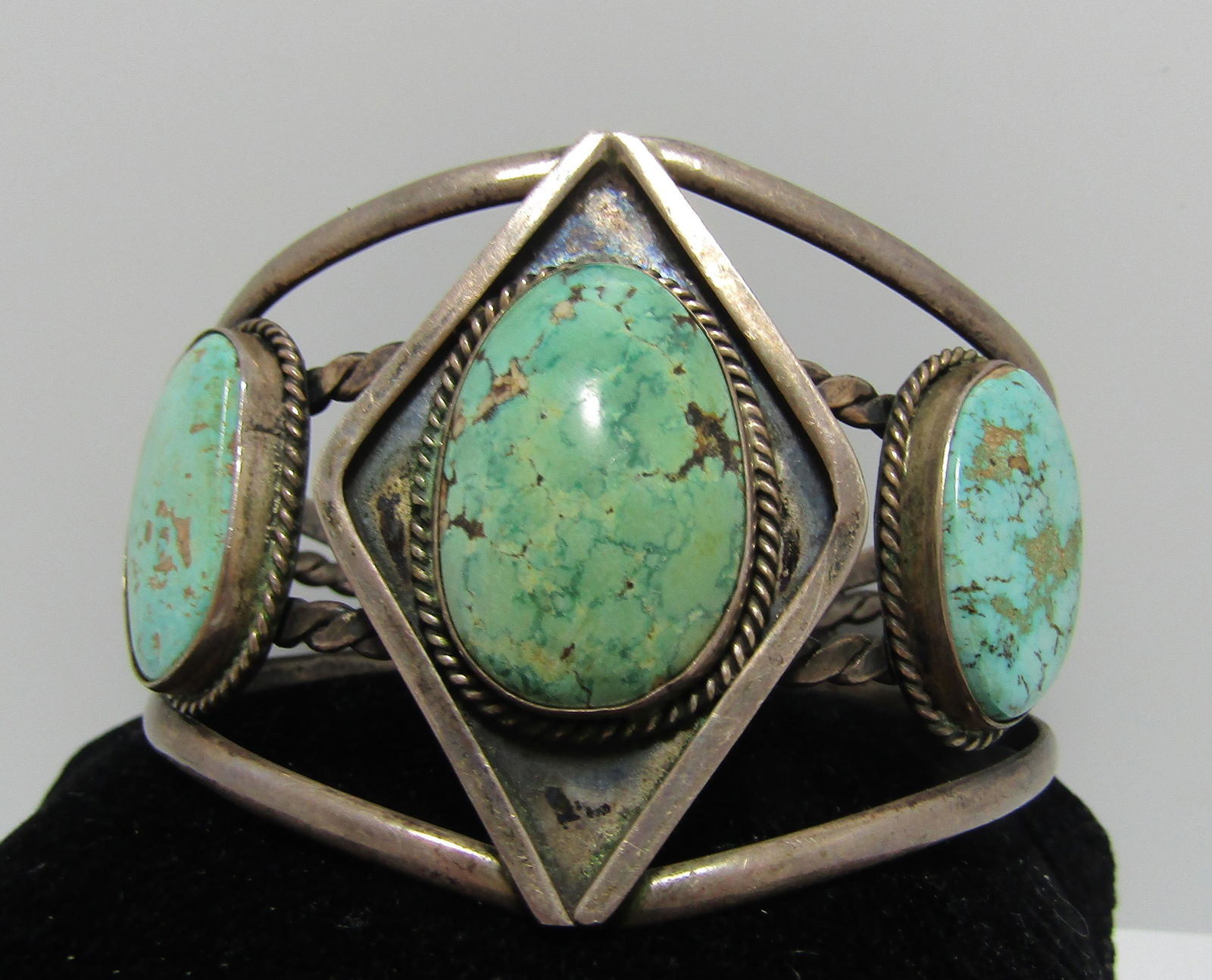 THREE STONE STERLING SILVER TURQUOISE CUFF (1 of 4)