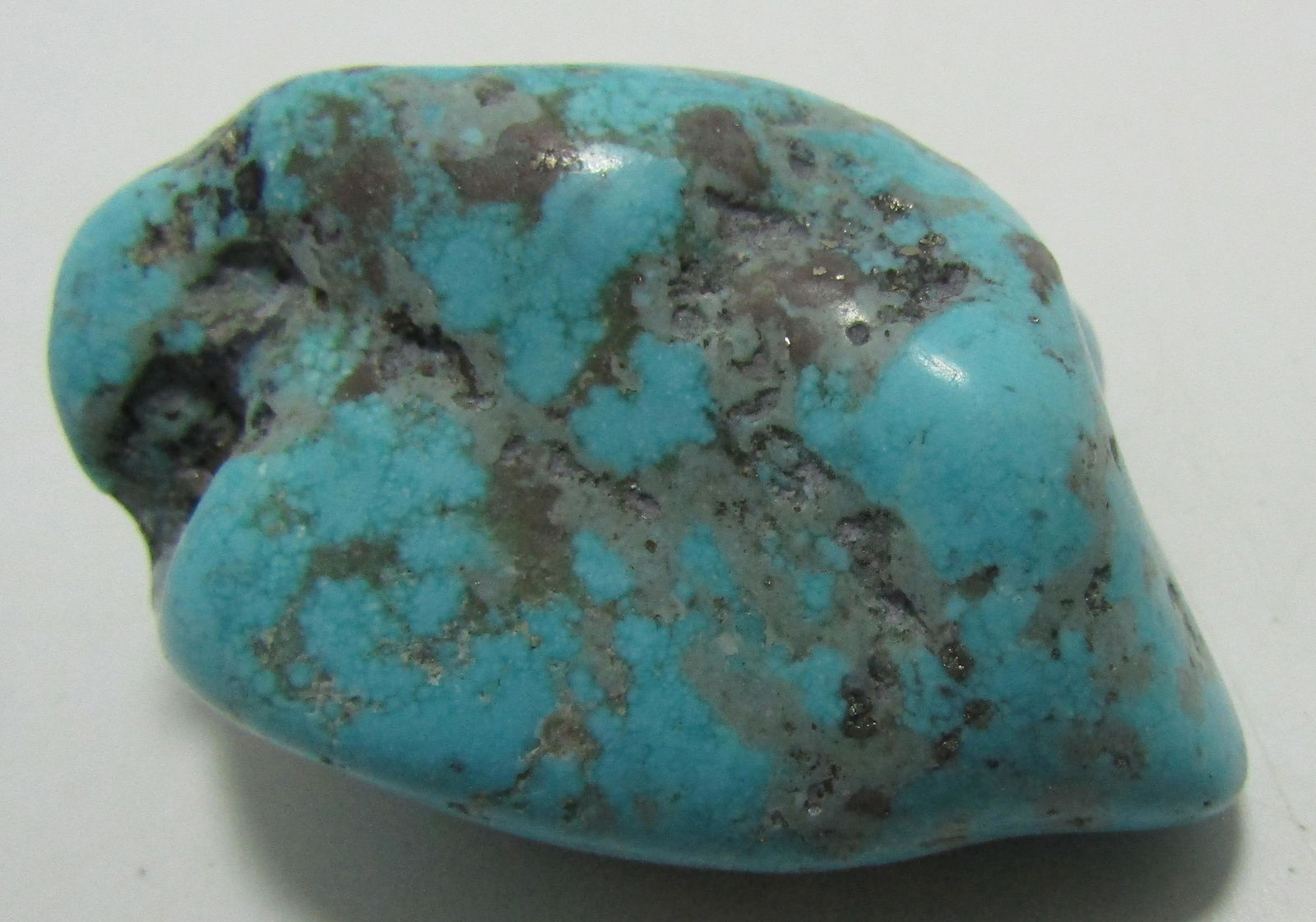 TURQUOISE NUGGET ROUGH 460 CARATS (1 of 6)