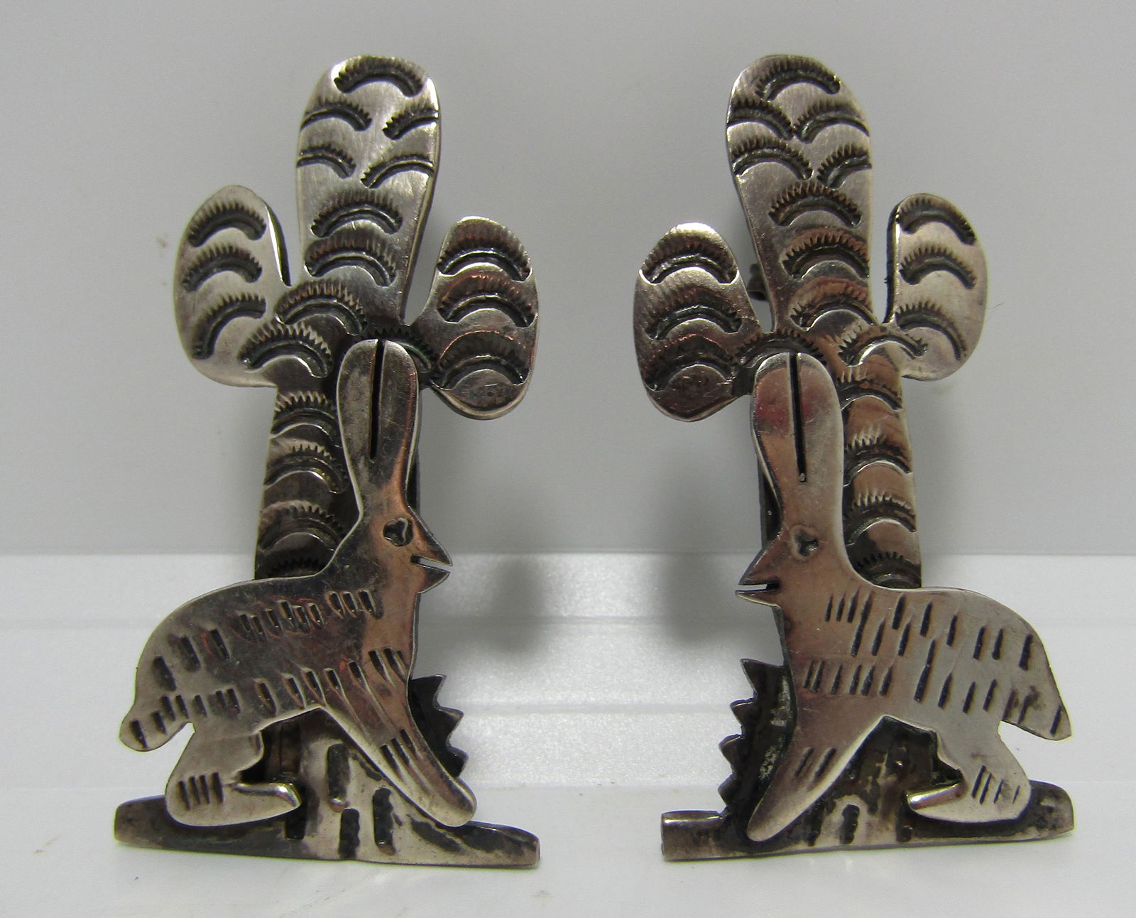 TAXCO STERLING RABBIT CACTUS EARRINGS 21 GRAMS (1 of 5)