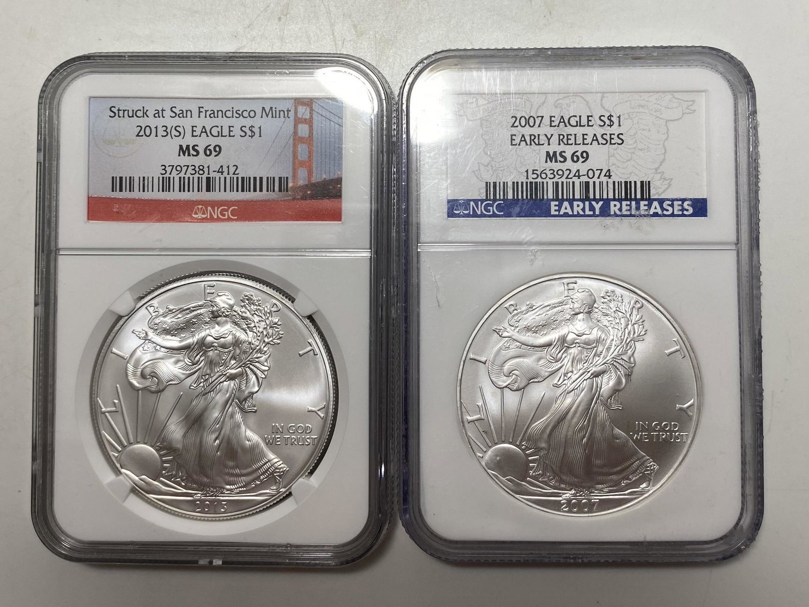 TWO US LIBERTY SILVER EAGLE DOLLARS MS69 2007 2013 (1 of 3)