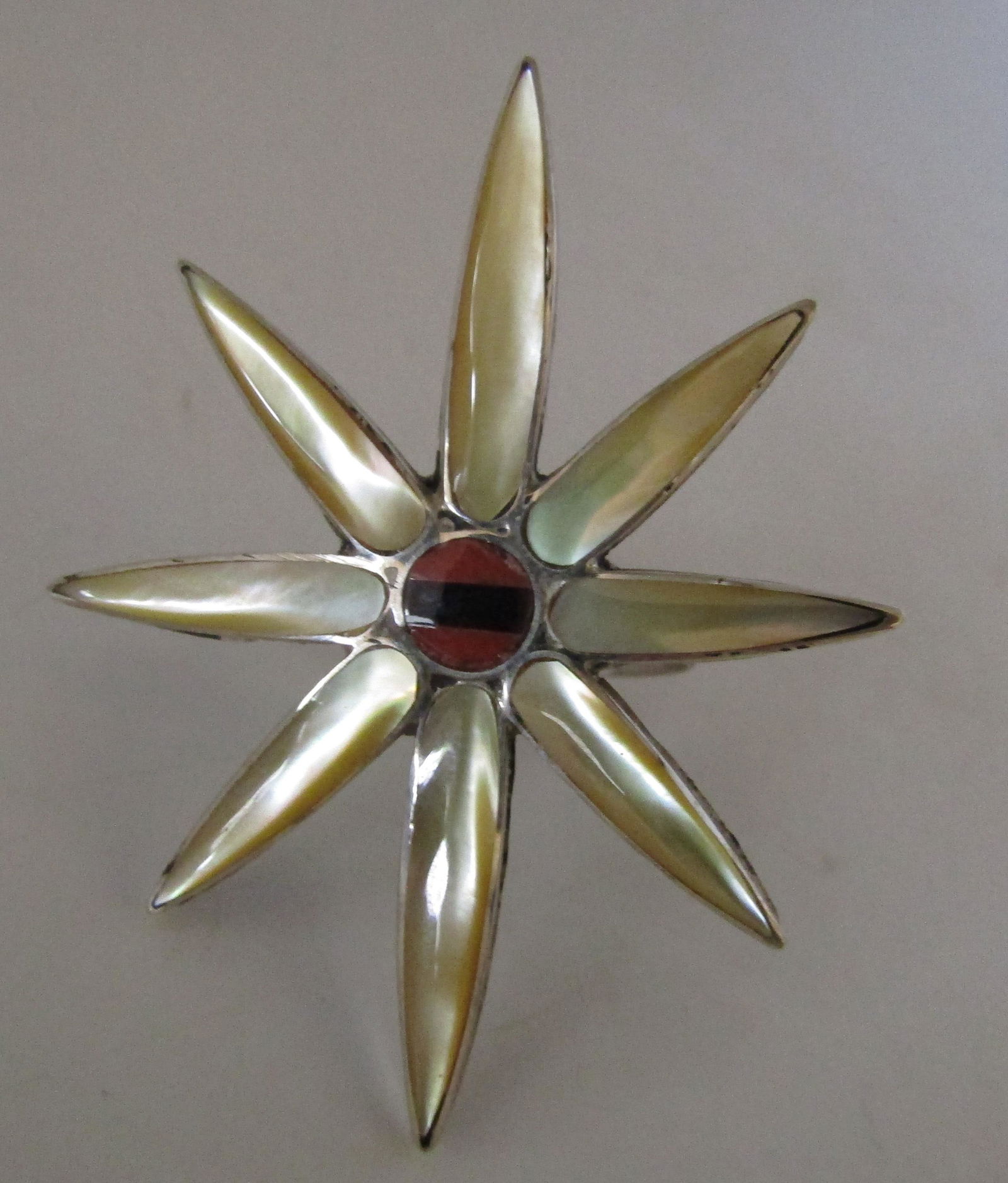AHIYITE MOP CORAL RING STERLING SILVER HUGE STAR (1 of 4)