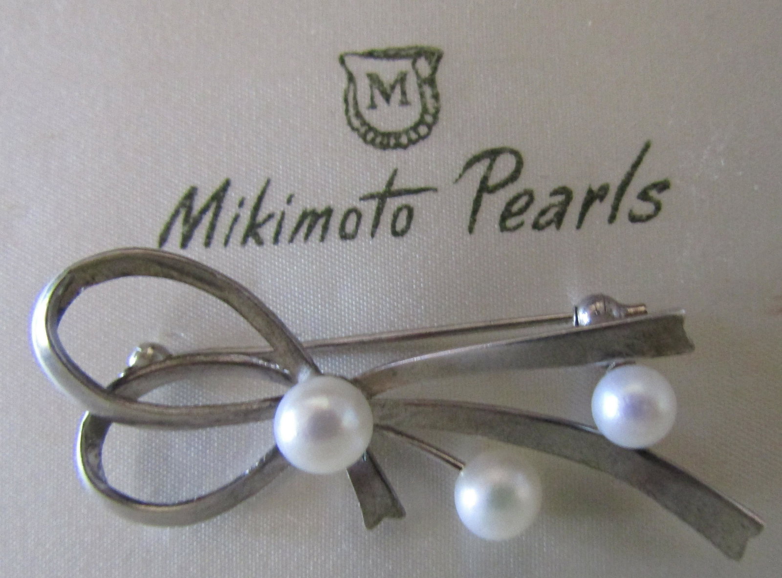 7MM MIKIMOTO PEARL PIN STERLING SILVER BROOCH (1 of 3)