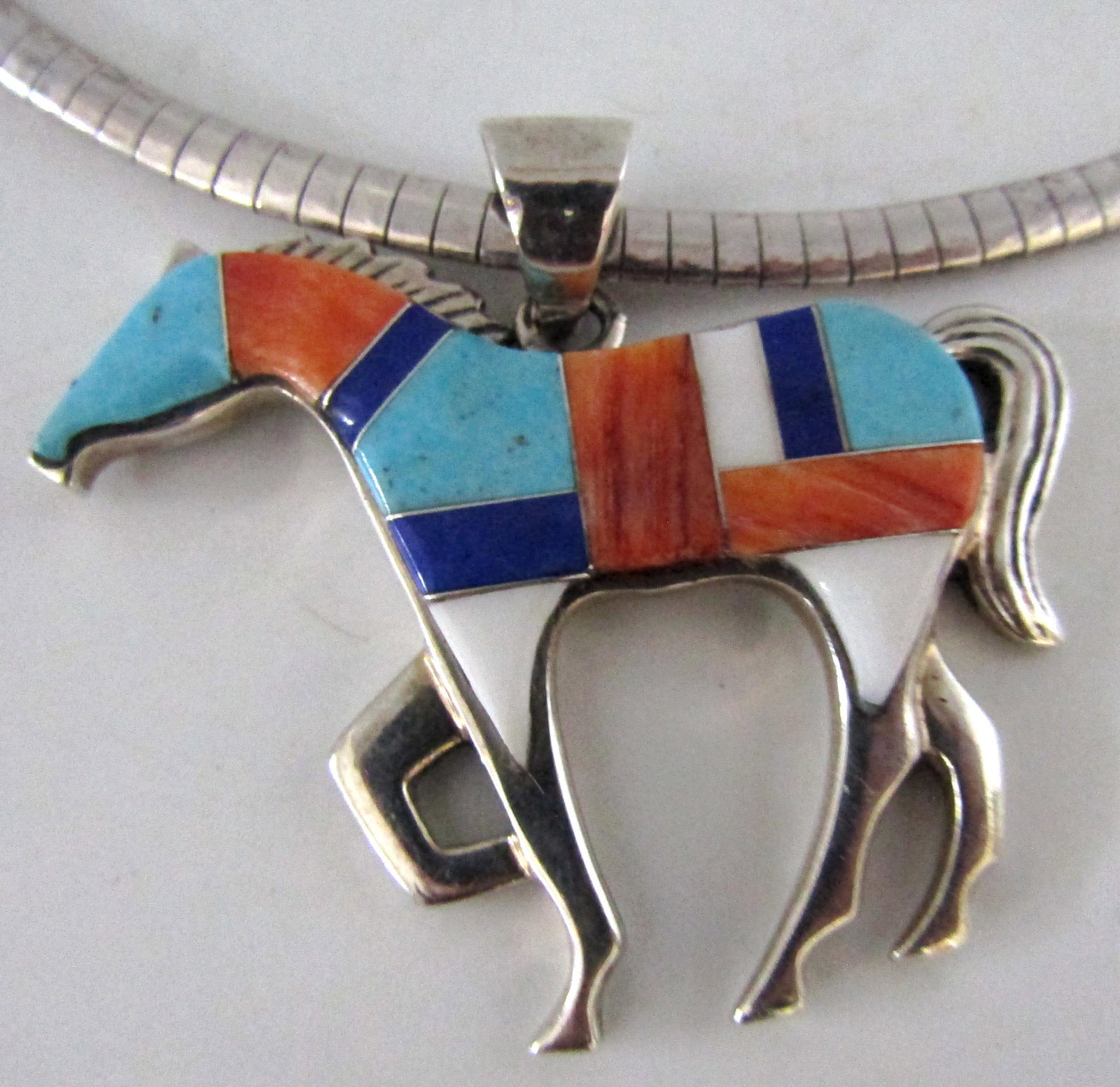 "T" INLAY HORSE NECKLACE PENDANT STRLING SILVER (1 of 3)