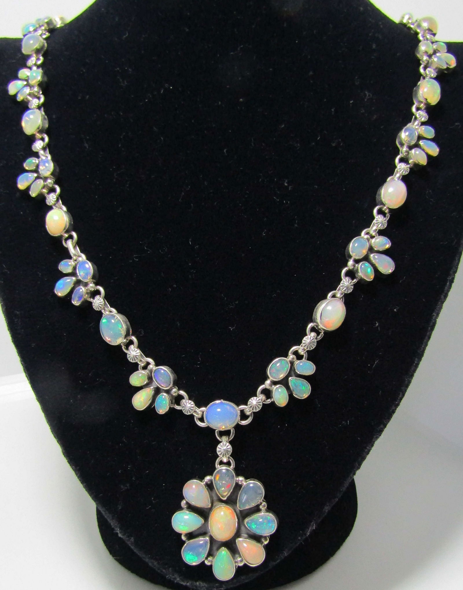 LIVINGSTON GENUINE OPAL NECKLACE STERLING SILVER (1 of 4)