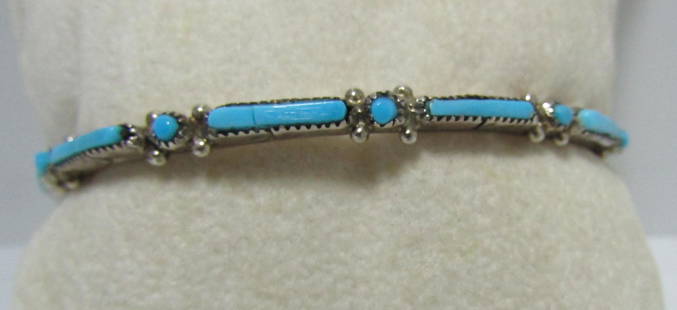 "JW ZUNI" TURQUOISE CUFF BRACELET STERLING SILVER: ARTIST SIGNED "JW ZUNI" BRACELET; JUDY WALLACE. UNMARKED TESTED STERLING SILVER VINTAGE ESTATE NATIVE AMERICAN SOUTHWEST ZUNI INDIAN JEWELRY. FITS 7 INCH WRIST WITH A 30MM GAP. MEASURES