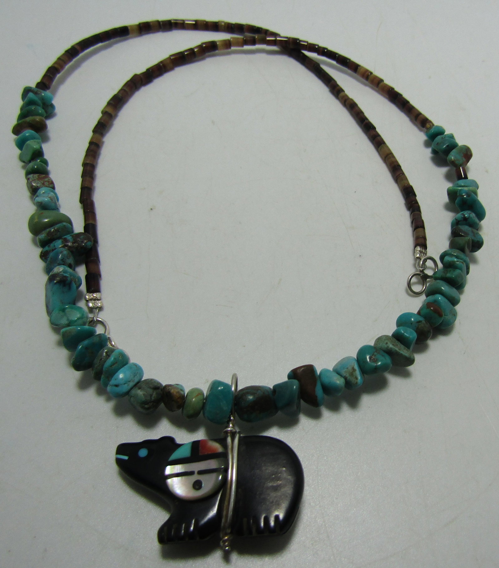 BEAR FETISH HEISHI TURQUOISE NUGGET BEADS STERLING (1 of 3)