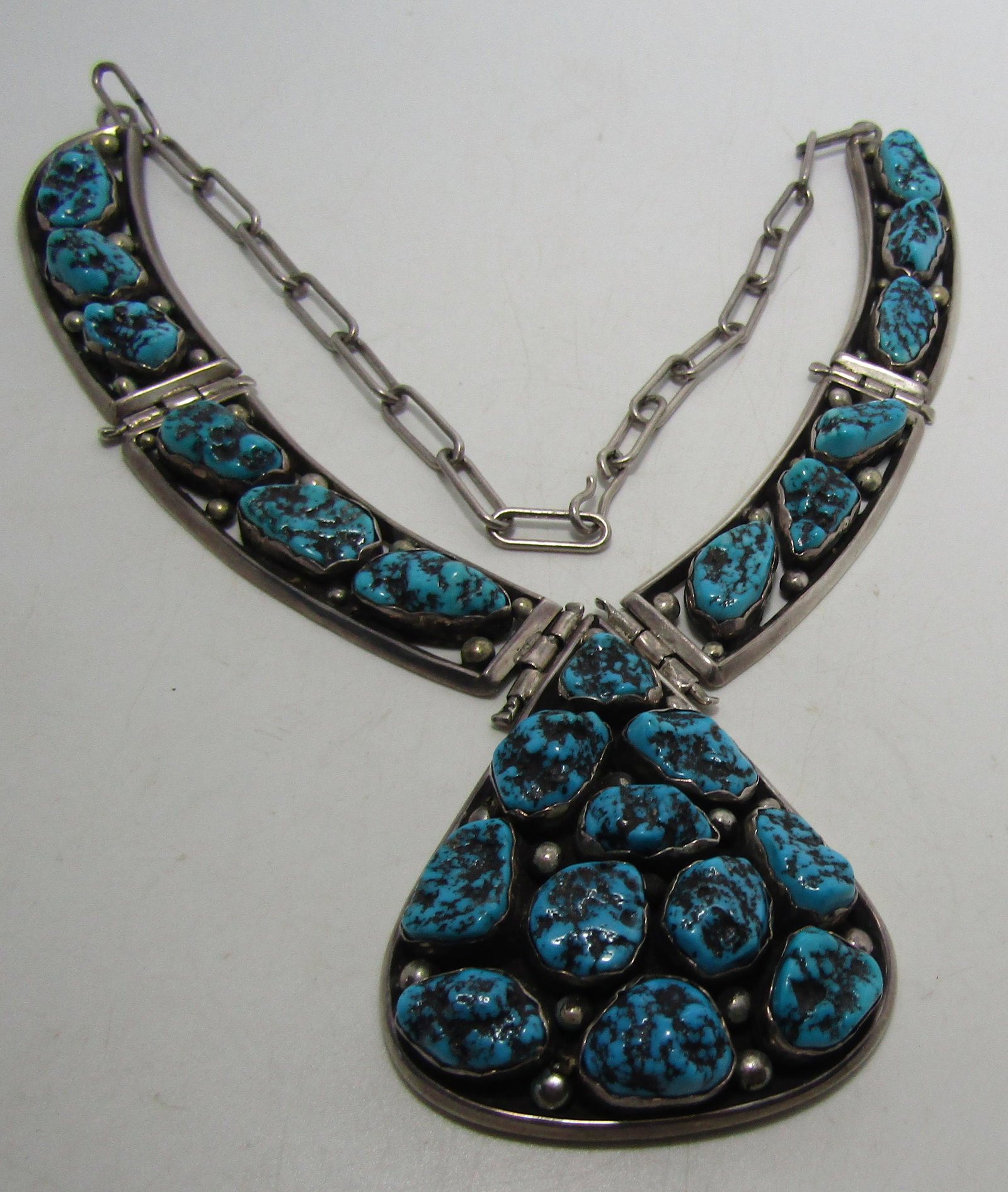 "LB" CLUSTER TURQUOISE NECKLACE STERLING SILVER (1 of 5)