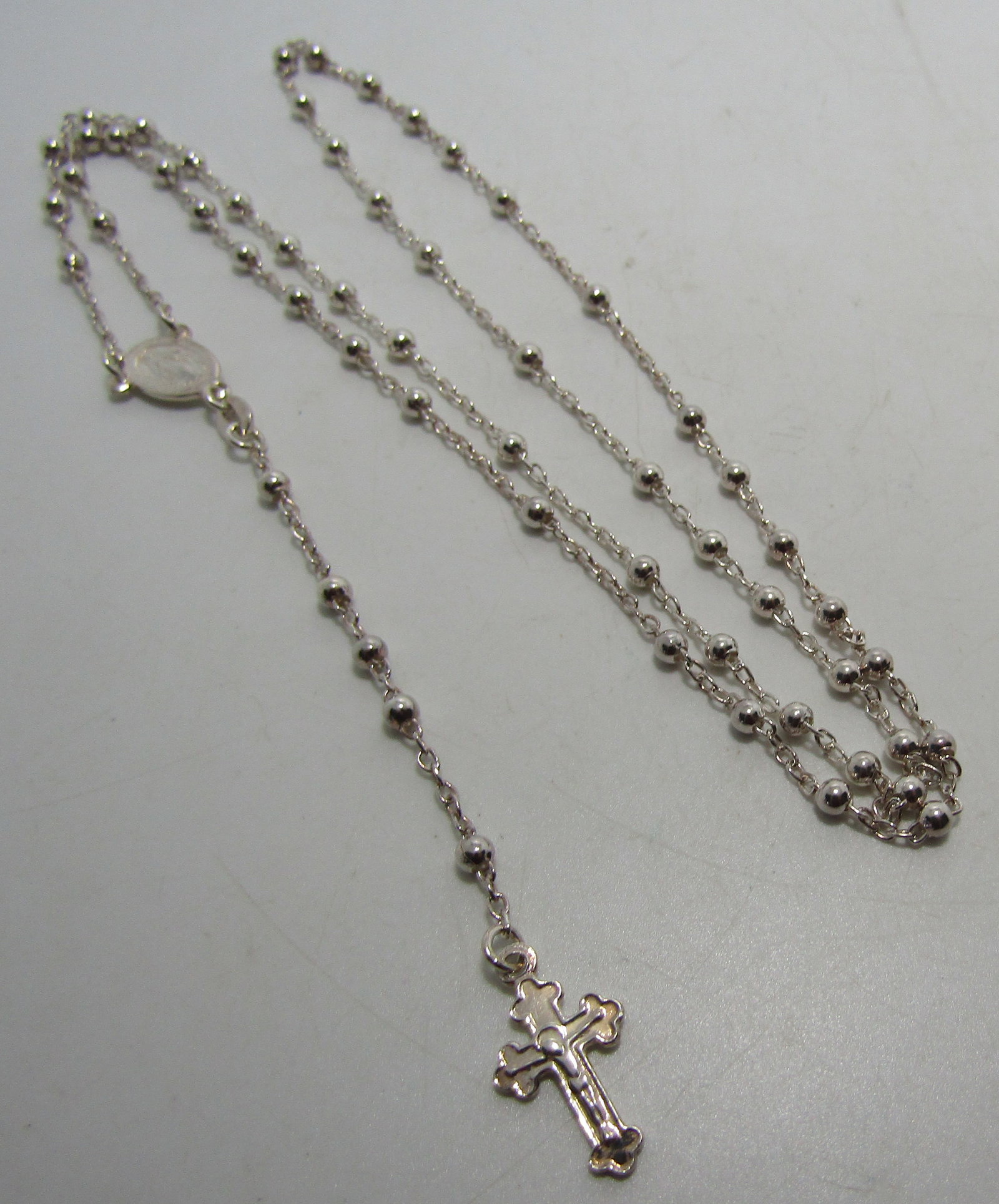 STERLING SILVER ROSARY BEAD NECKLACE: 24 INCH LONG PLUS 3.5" DROP. WEIGH 7.4 GRAMS STERLING SILVER. EXCELLENT CONDITION. USA SHIPPING $5.