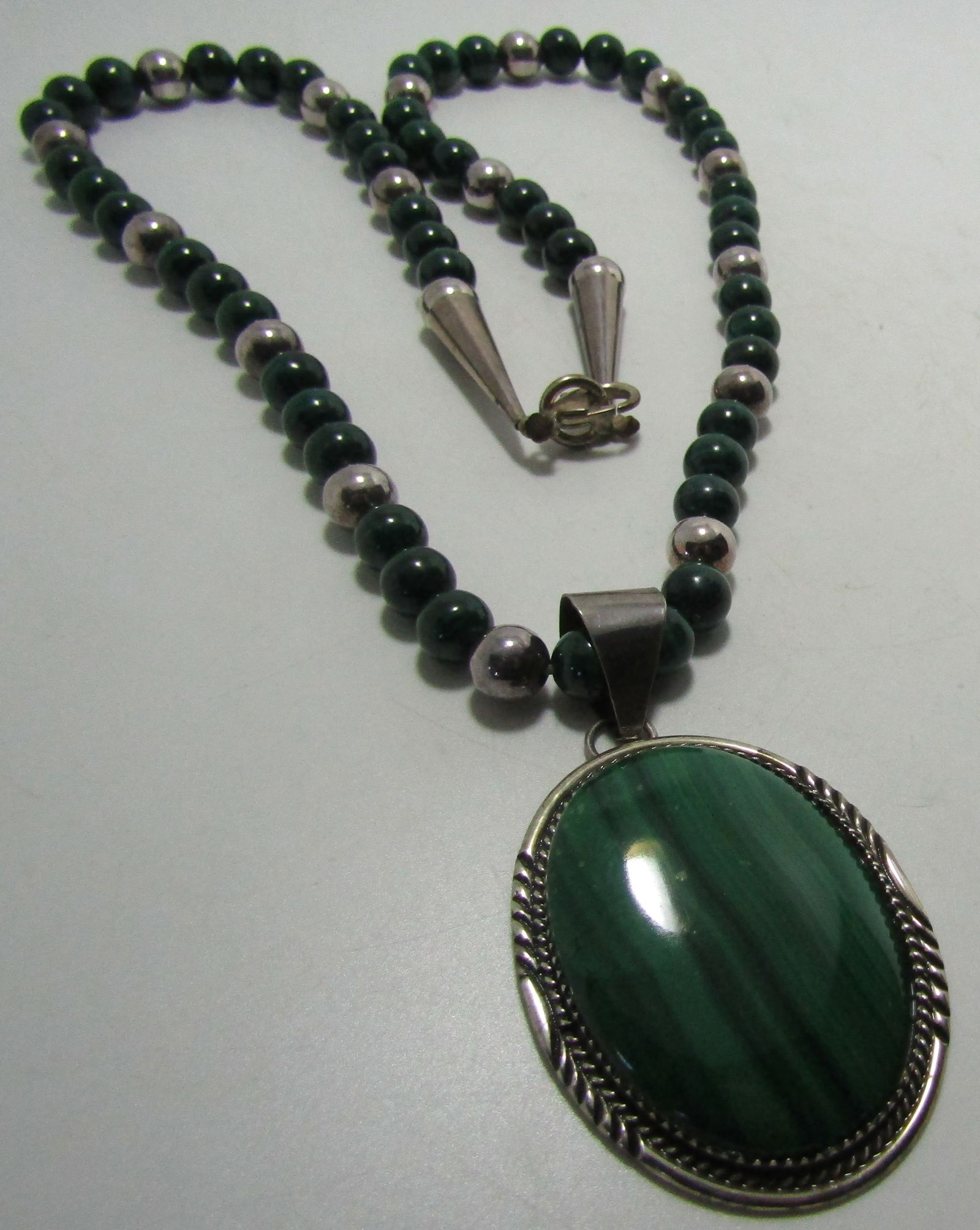HELEN LONG MALACHITE NECKLACE STERLING SILVER (1 of 3)