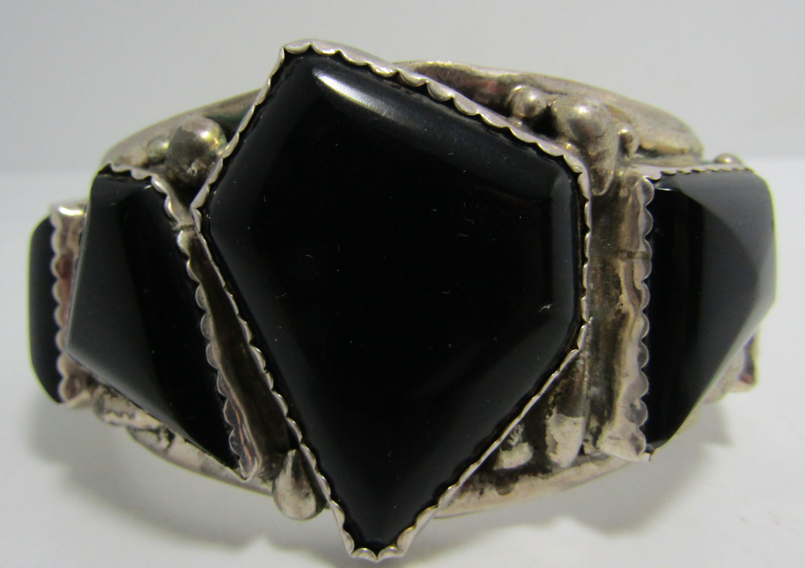 "R" BRUTALIST CUFF BRACELET STERLING SILVER (1 of 7)