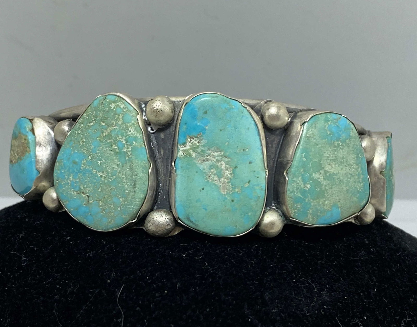 7" NAVAJO STERLING TURQUOISE BRACELET (1 of 5)