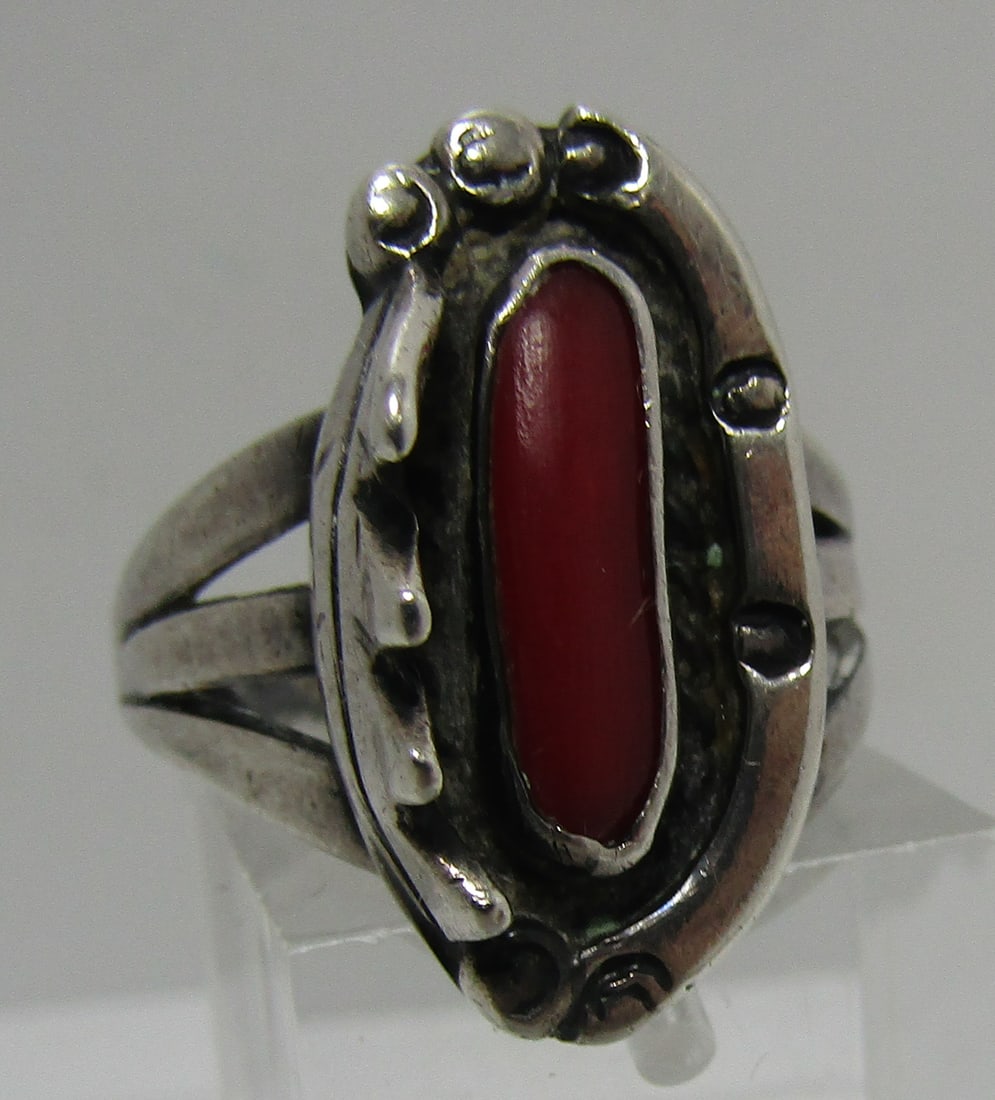CORAL RING STERLING SILVER NATIVE AMERICAN (1 of 4)