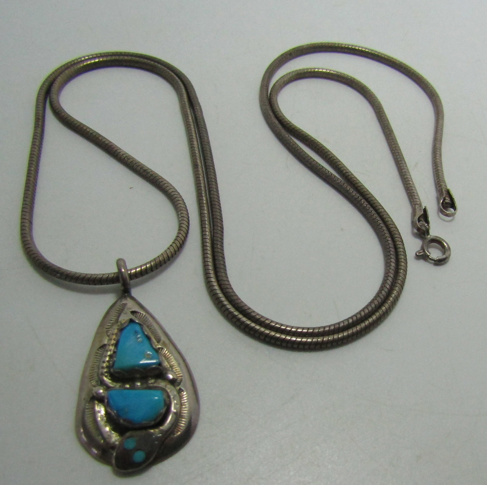 EFFIE R&J CALAVAZA TURQUOISE NECKLACE STERLING (1 of 3)
