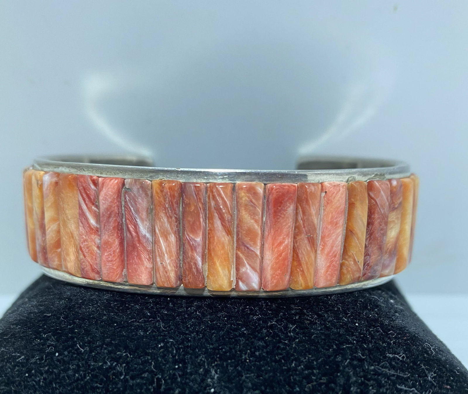 SM NAVAJO STERLING SHELL COBBLESTONE BRACELET (1 of 5)