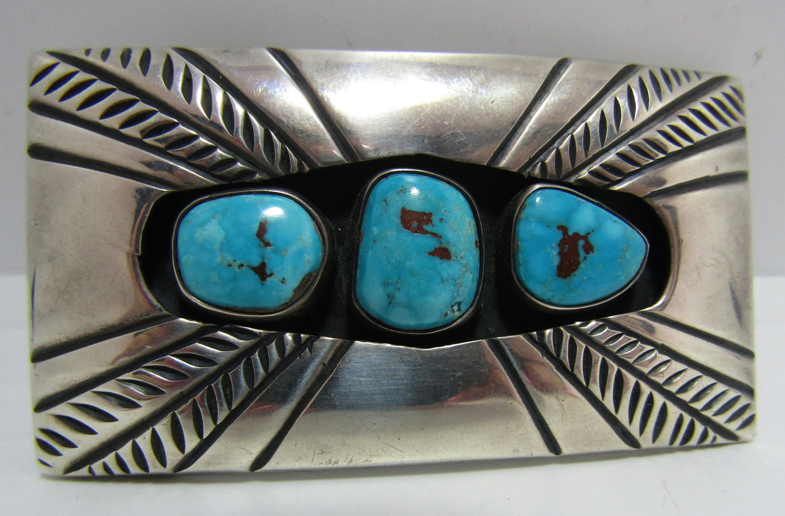 CL" WATERWEB TURQUOISE BELT BUCKLE STERLING SILVER: ARTIST SIGNED "CL" WATERWEB TURQUOISE, TESTED STERLING BUCKLE. NATIVE AMERICAN SOUTHWEST NAVAJO INDIAN JEWELRY. MEASURES 68MM BY 38MM. WEIGHS 40.7 GRAMS. 40 INCH LONG BRIGHTON LEATHER 1 1/4" BELT. EXC