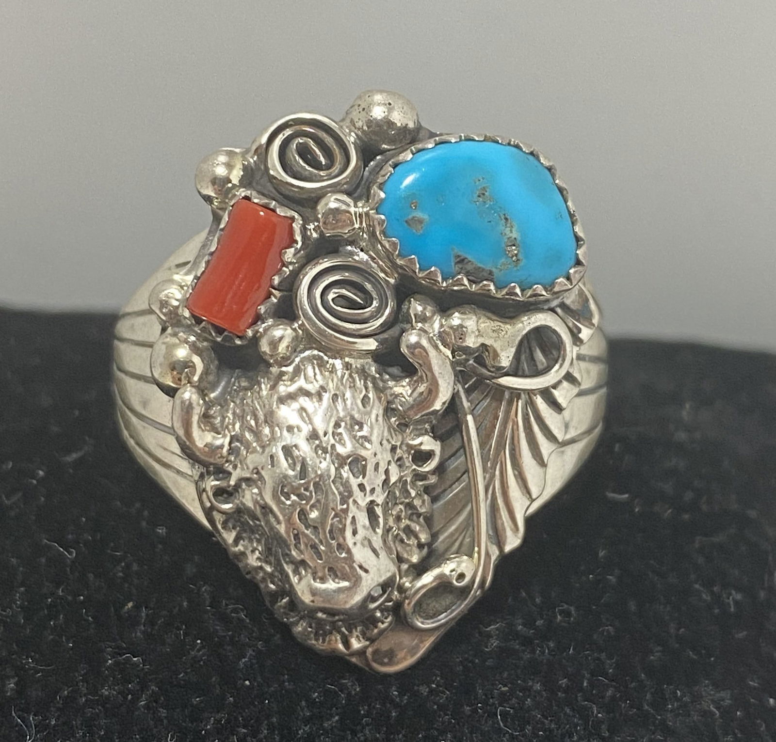 SIZE 13 STERLING BUFFALO NAVAJO TURQUOISE RING (1 of 4)