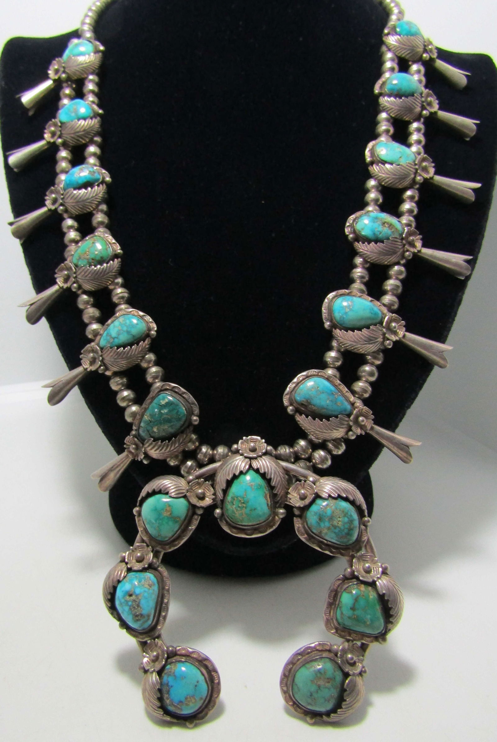 AVG GEM TURQUOISE SQUASH BLOSSOM NECKLACE STERLING (1 of 6)