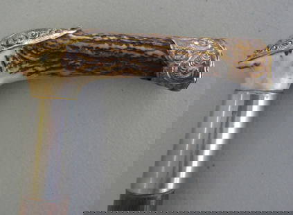 GOLD & STAG CANE WALKING STICK: 35 INCH STAG GRIP CANE WITH ROLLED GOLD ACCENTS. MONOGRAMMED E.LT,L. 5 INCH GRIP ON 7/8 CARVED WOOD SHAFT. HAS PLATED BRASS RING. USA SHIPPING $5.WITH INS.