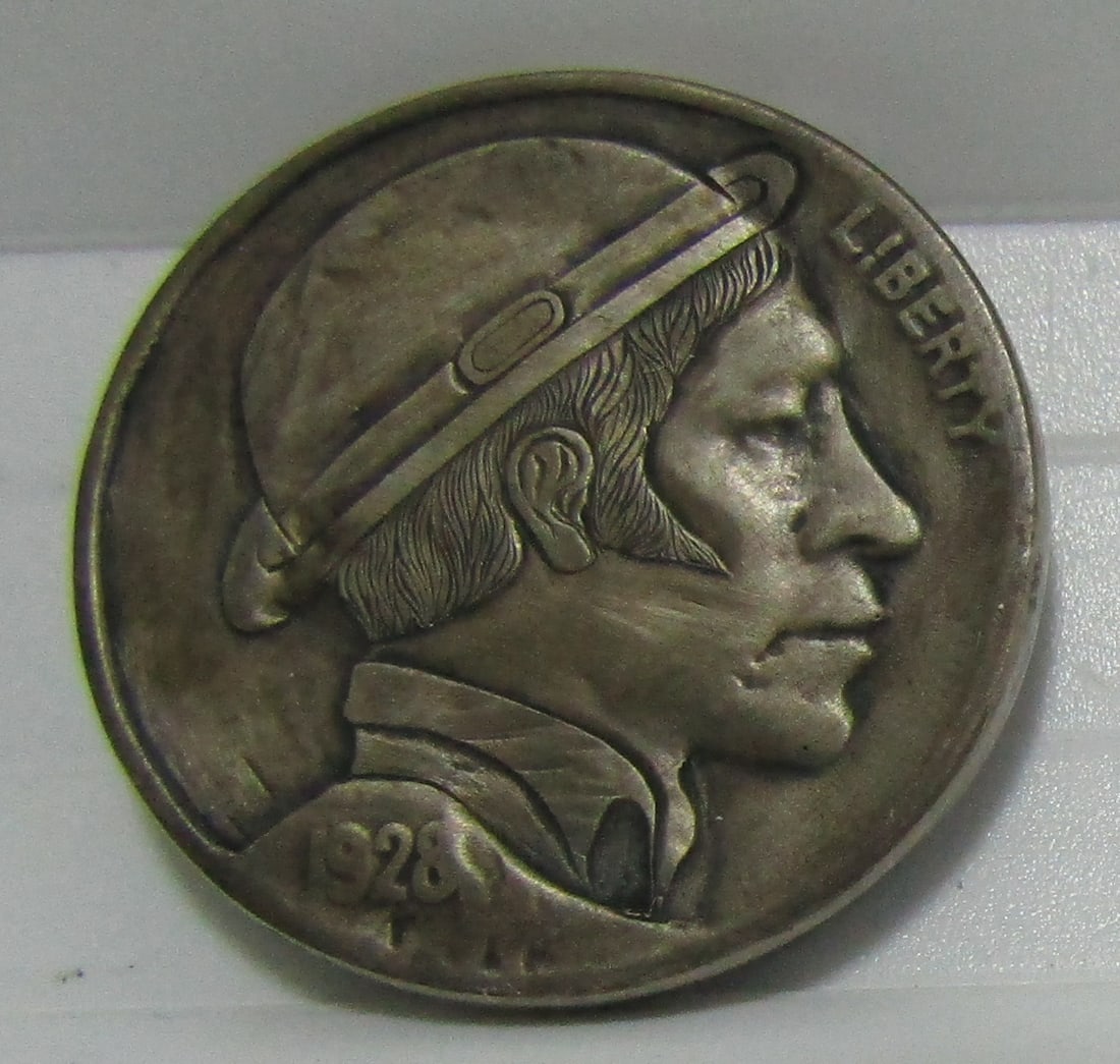 1928 HOBO NICKEL US COIN (1 of 2)