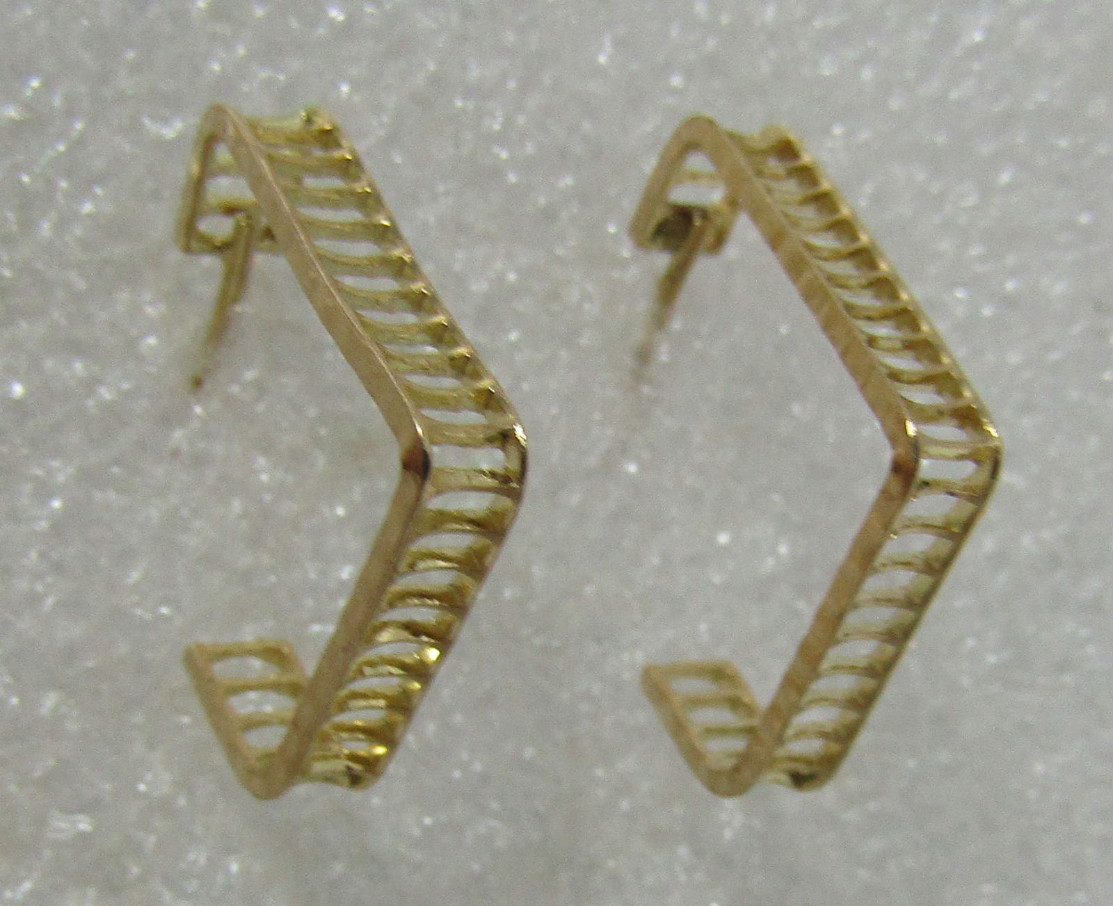 14K GOLD EARRINGS SQUARE HALF HOOP (1 of 5)