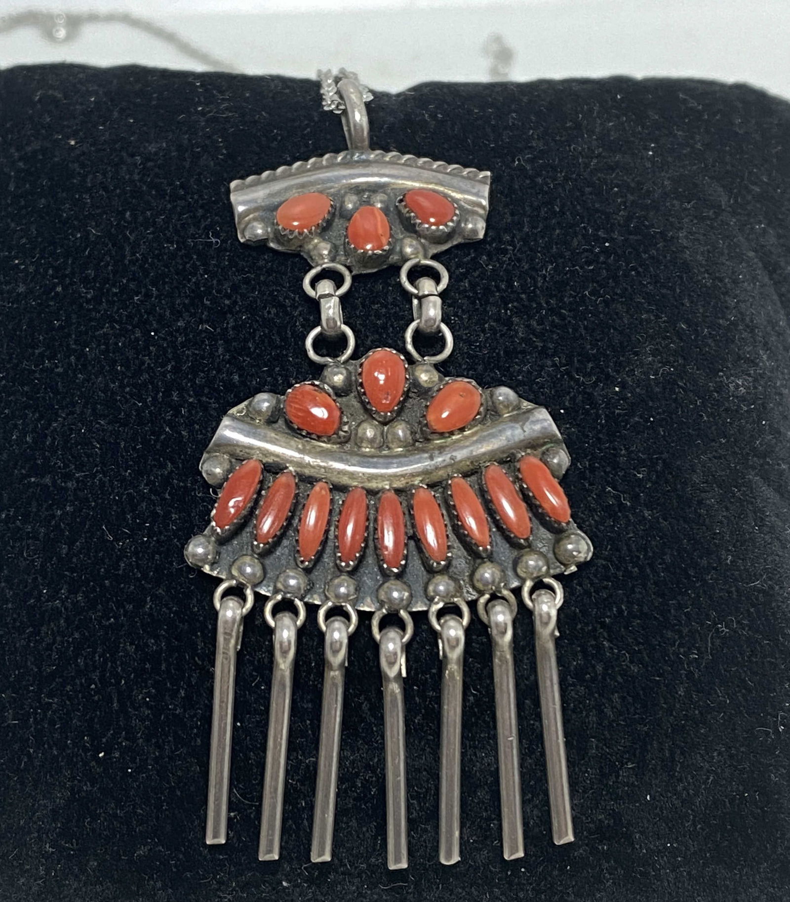 2.5" VINTAGE ZUNI RED CORAL STERLING NECKLACE (1 of 4)