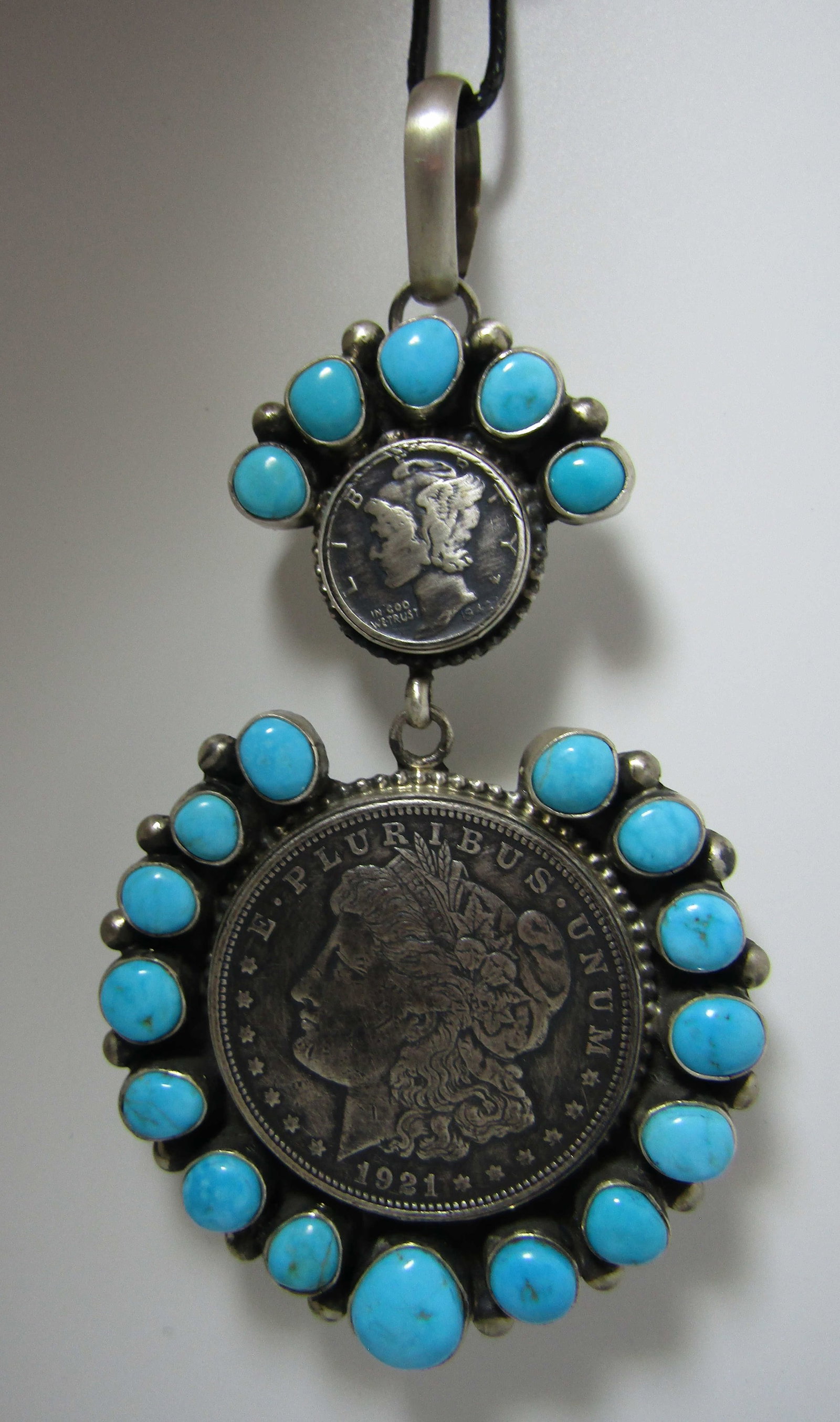CHAVEZ TURQUOISE COIN NECKLACE PENDANT STERLING (1 of 4)