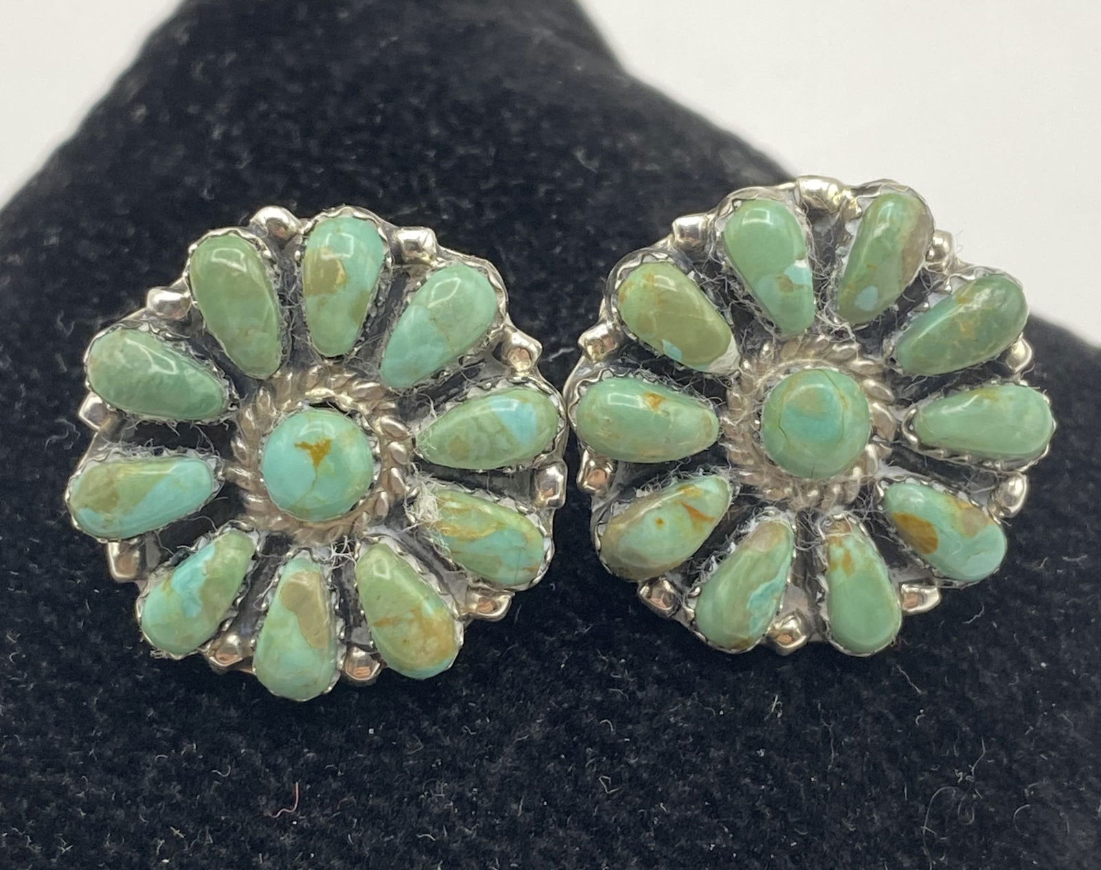 JULIANNA WILLIAMS STERLING CLUSTER EARRINGS: HANDMADE NATIVE AMERICAN NAVAJO CLUSTER EARRINGS. SIGNED "JW" MARKED TESTED STERLING SILVER. PIERCED POST. MEASURES 7/8" ACROSS. WEIGHS 7.3 GRAMS. USA SHIPPING $5. NO INTERNATIONAL SHIPPING