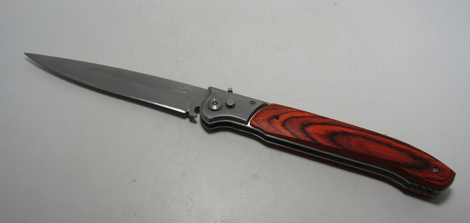 12" LARGE SWITCHBLADE HUNTING KNIFE: LARGE PUSH BUTTON SWITCHBLADE KNIFE 12" WITH 5 1/2 INCH BLADE WITH SHEATH. USA SHIPPING & INS $5.