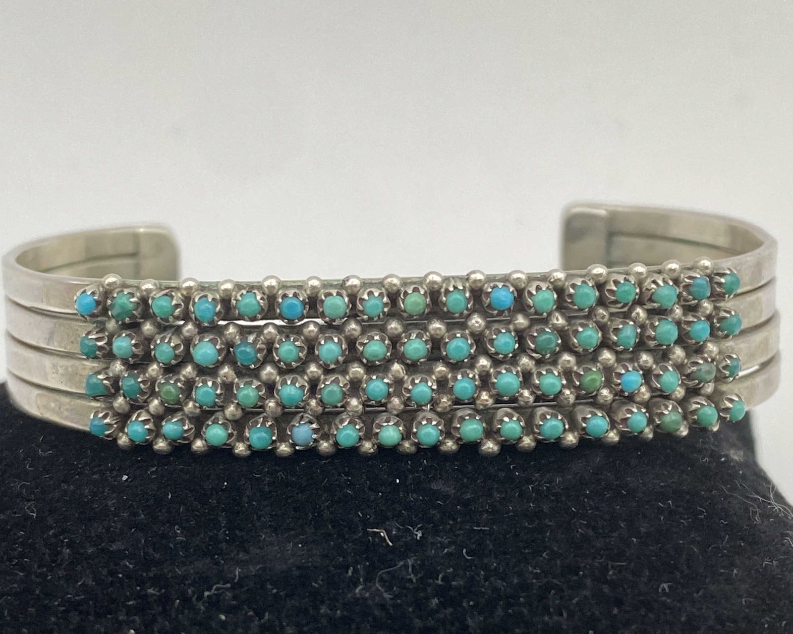 ZUNI STERLING SNAKE EYE PETIT POINT BRACELET 4 ROW (1 of 7)