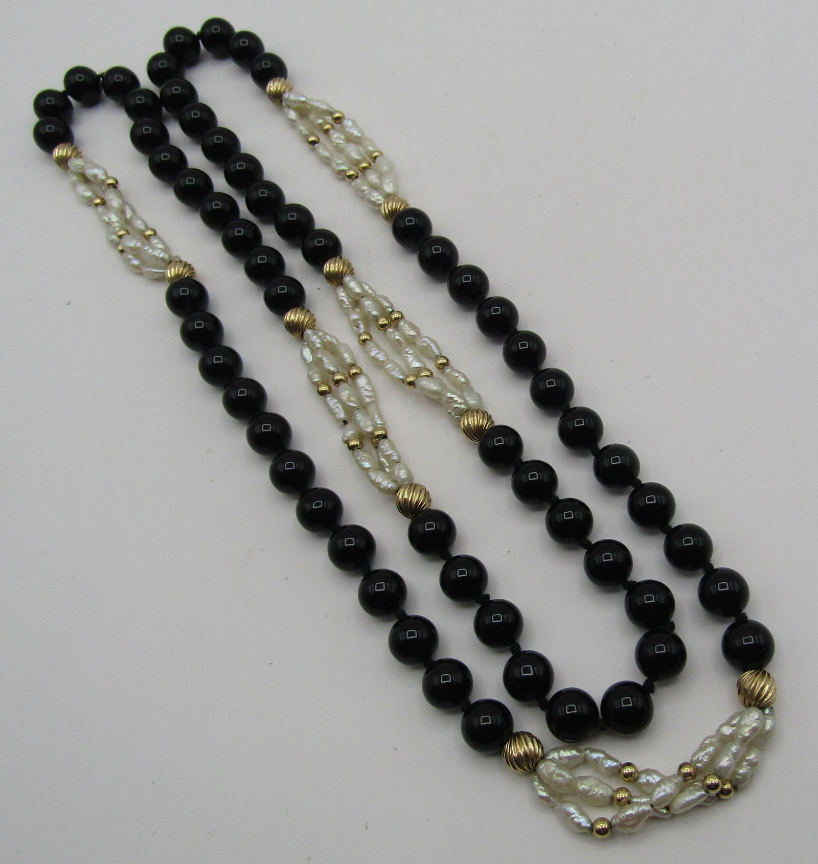 32" 8MM ONYX SEED PEARL 14K GOLD BEAD NECKLACE (1 of 5)