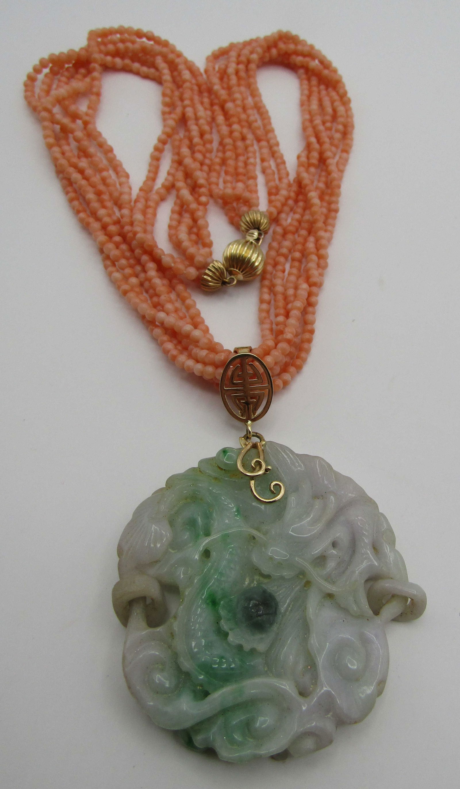 WOW!! 14K GOLD & CARVED JADE CORAL NECKLACE (1 of 6)