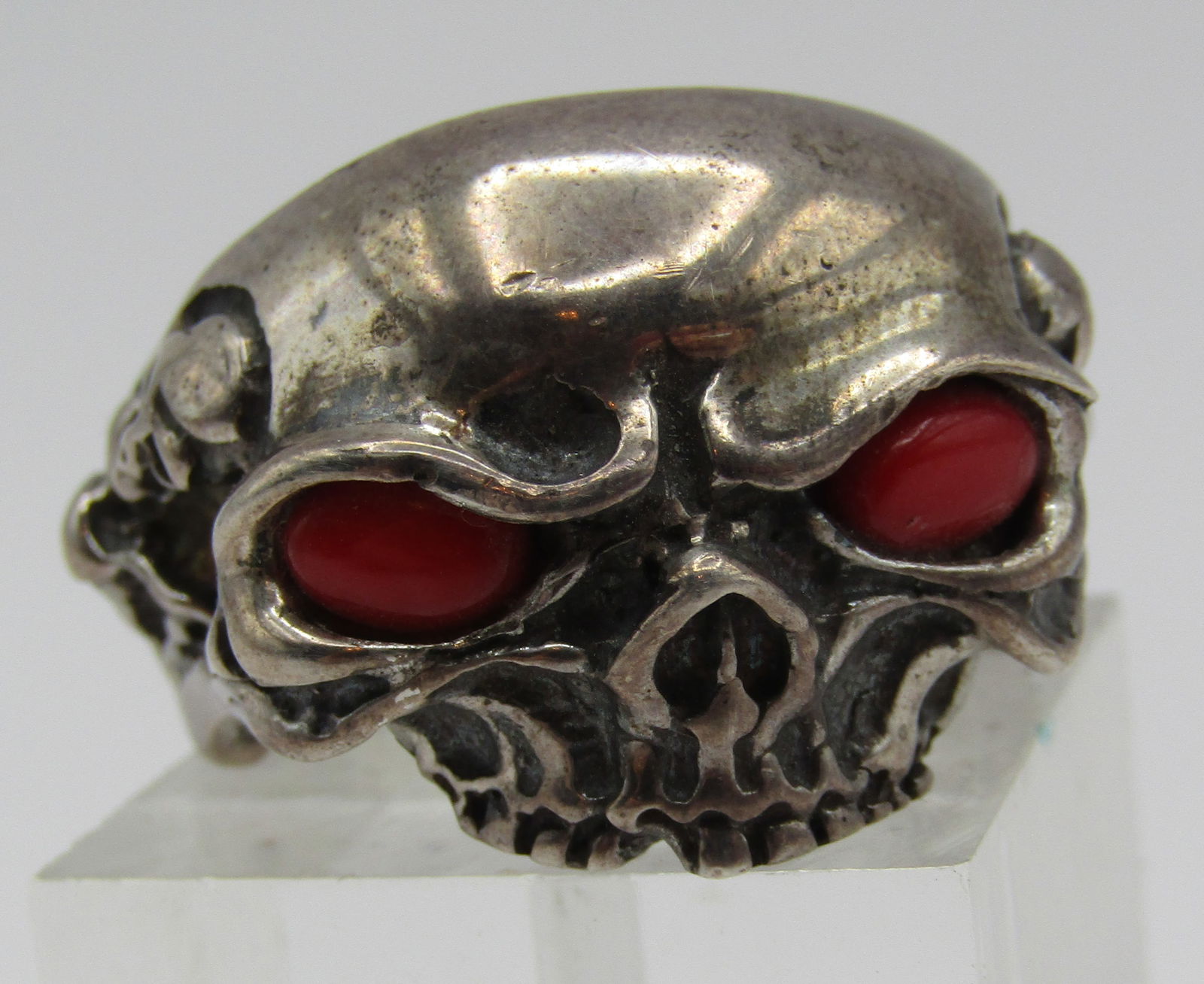 CORAL SKULL RING STERLING SILVER SIZE 11 (1 of 4)