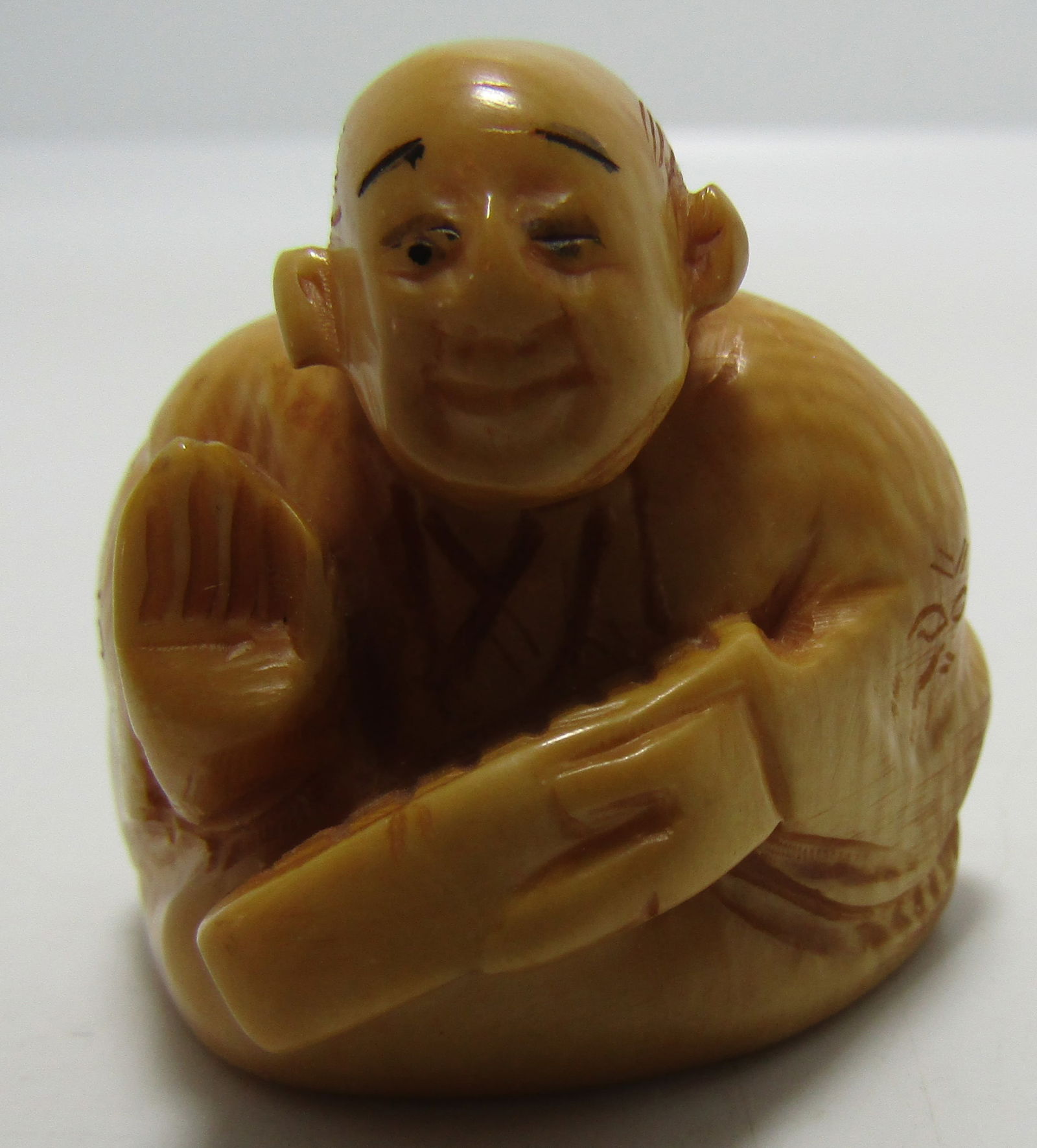 SIGNED & CARVED NETSUKE OF AN ELDER FOSSIL (1 of 5)