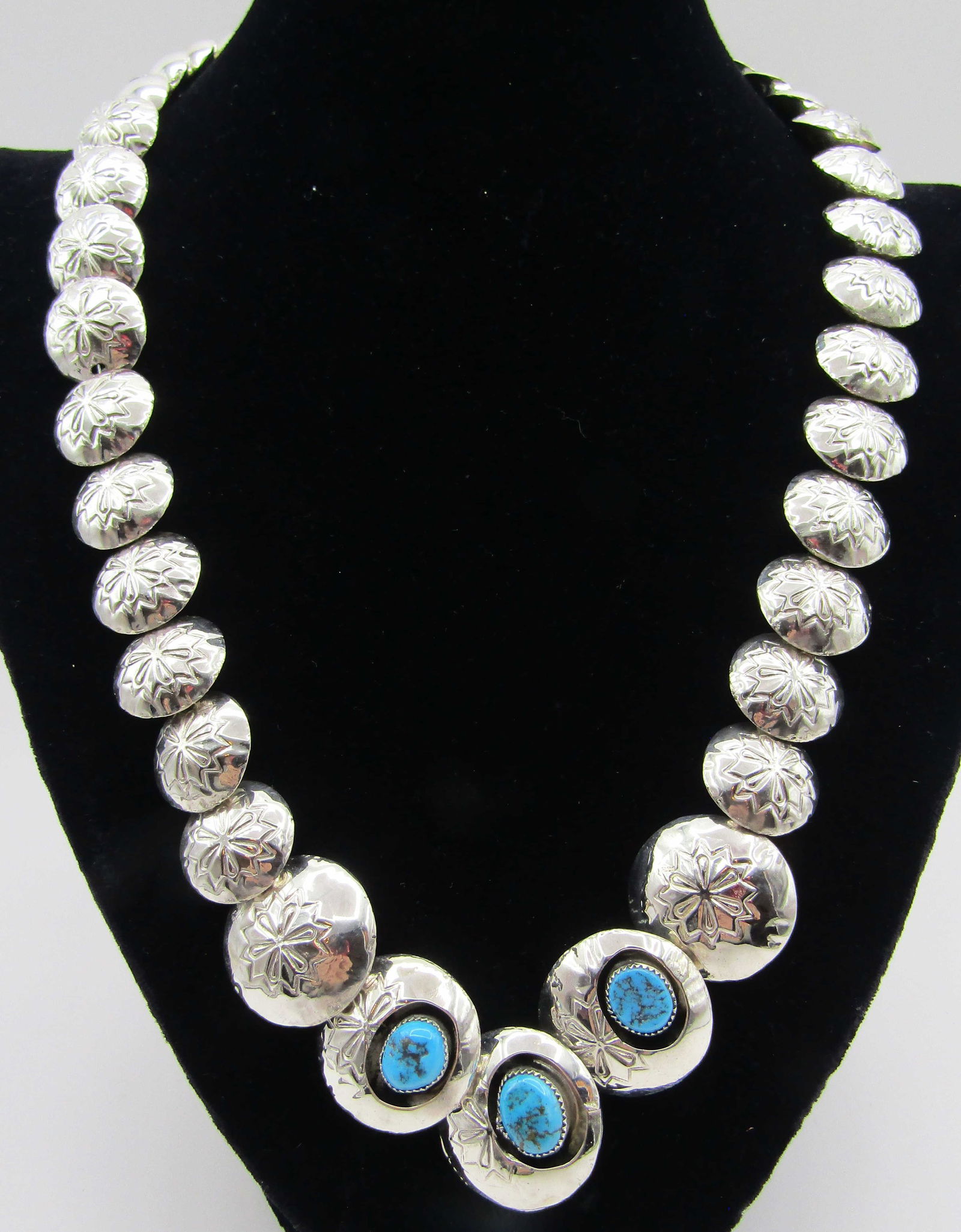 LARGO TURQUOISE NAVAJO PEARLS NECKLACE STERLING (1 of 4)