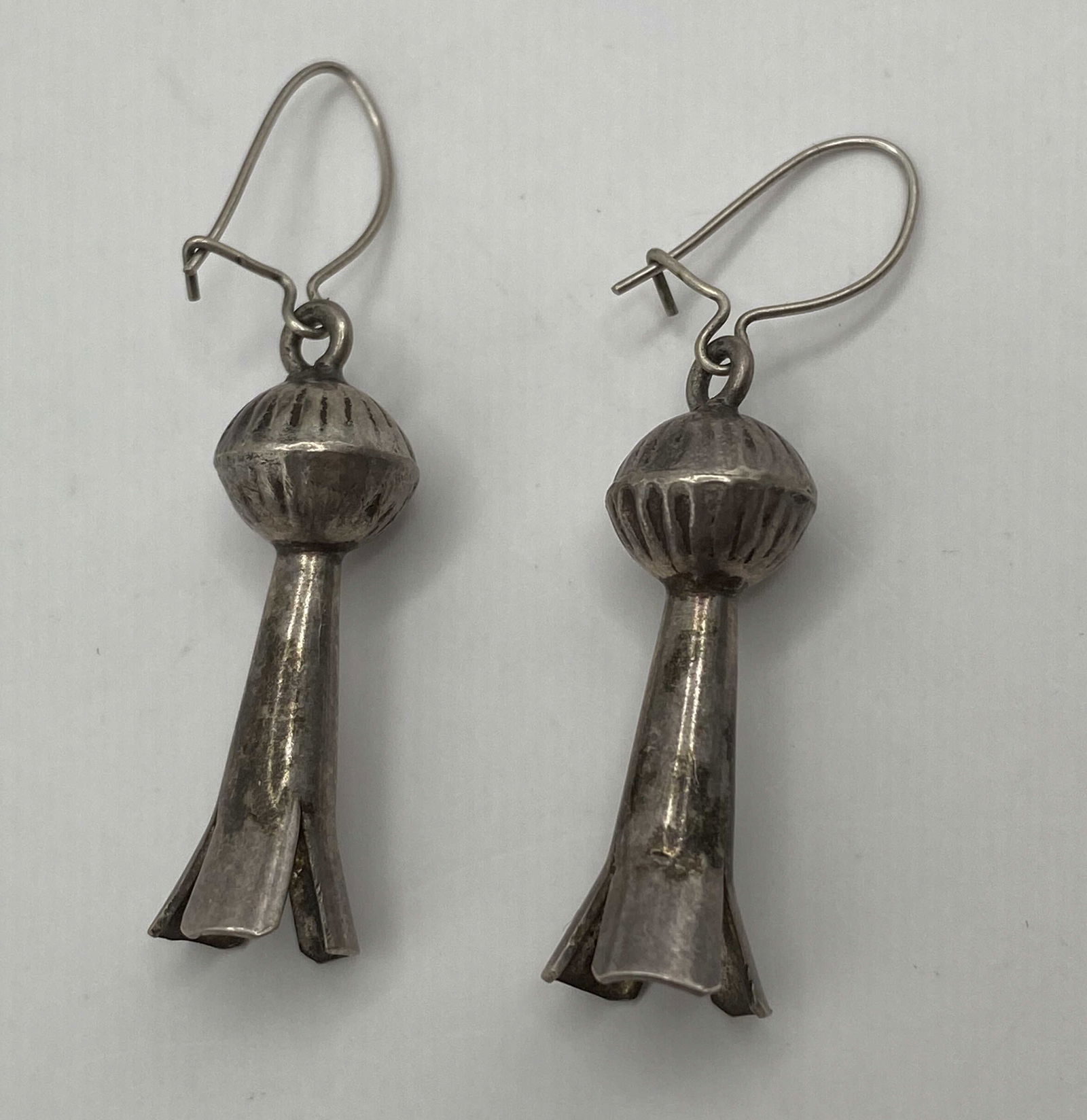 VINTAGE 1" STERLING SQUASH BLOSSOM EARRINGS (1 of 2)