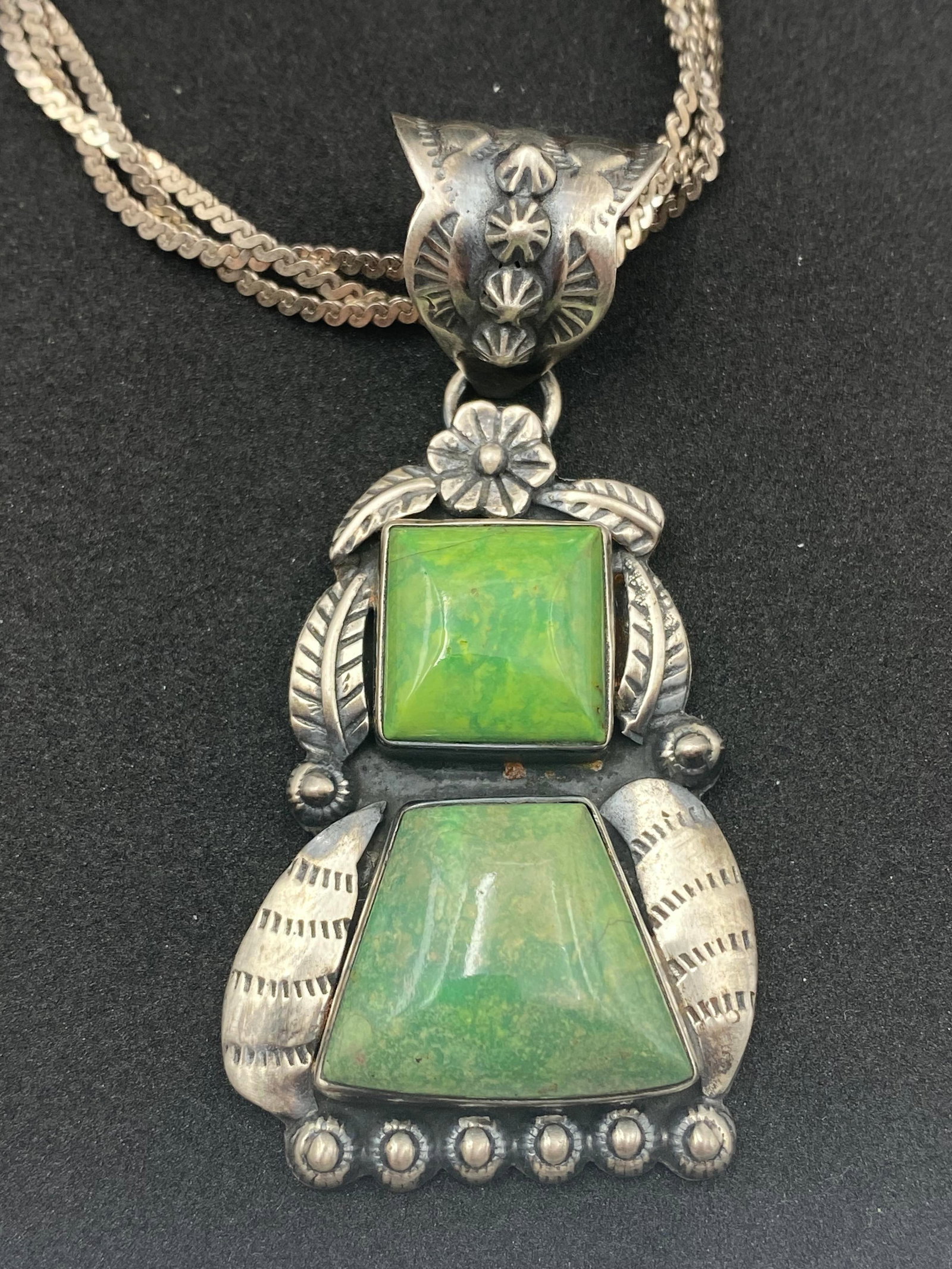 STERLING GASPEITE NATIVE AMERICAN PENDANT NECKLACE (1 of 3)