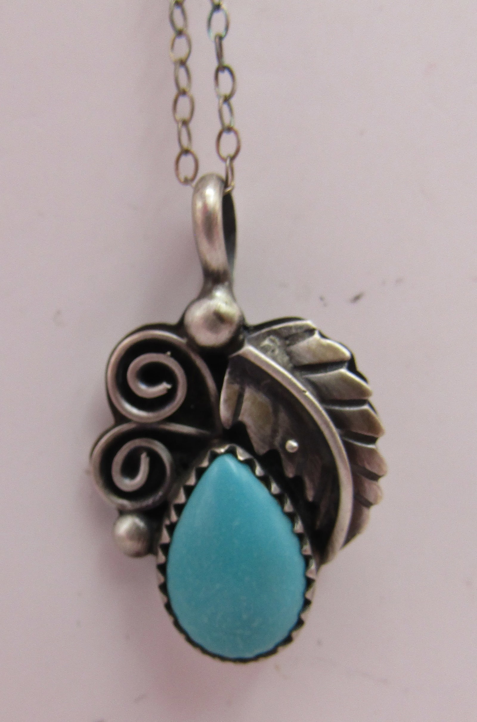 SLEEPING BEAUTY TURQUOISE NECKLACE STERLING SILVER: MARKED "STERLING" VINTAGE ESTATE NATIVE AMERICAN SOUTHWEST NAVAJO INDIAN JEWELRY. LINK CHAIN MEASURES 18" LONG INCLUDING 1" BY 3/4" PENDANT. WEIGHS 4.2 GRAMS. EXCELLENT CONDITION. USA SHIPPING $5. NO 