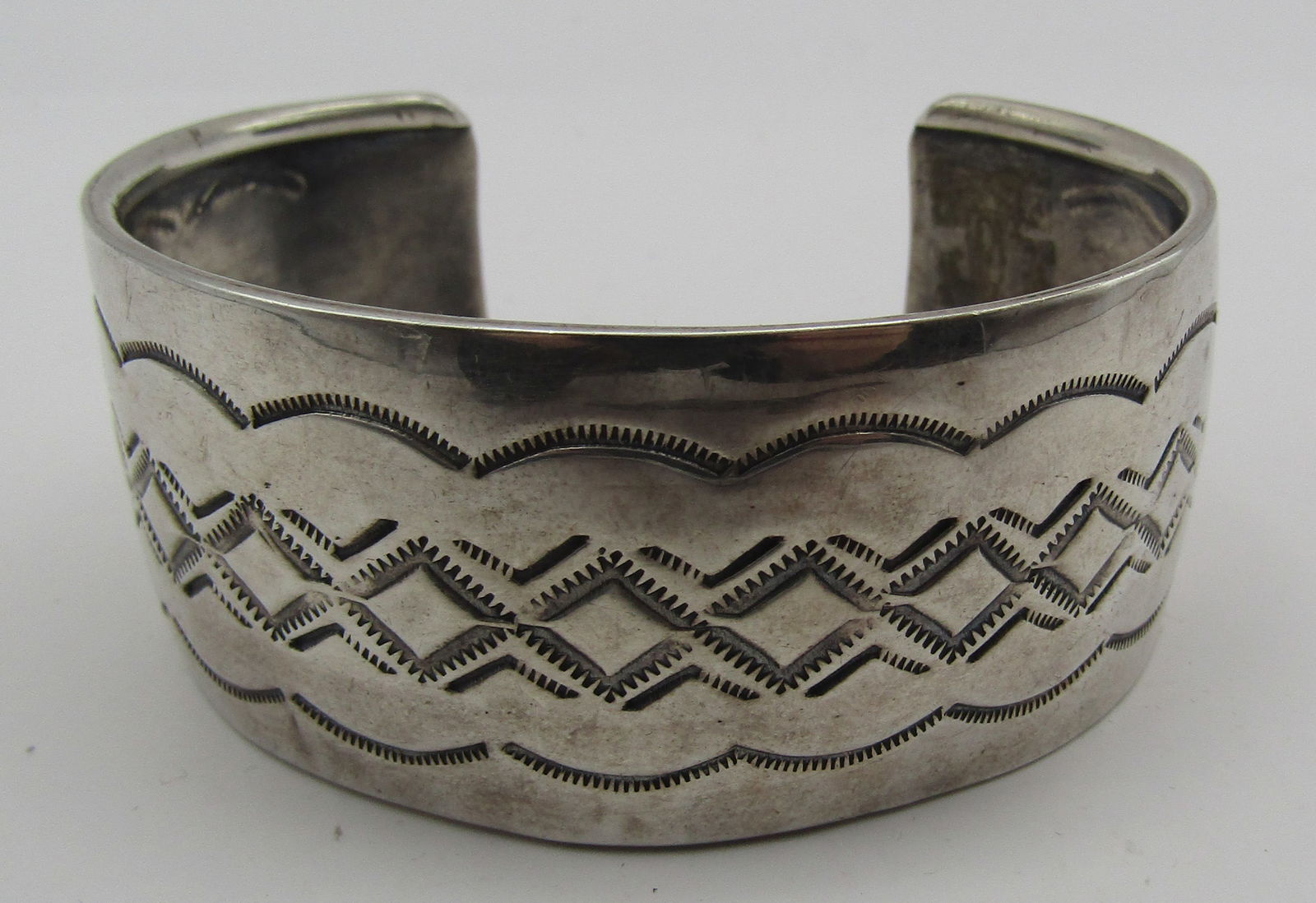ANNA BEGAY HAND STAMPED CUFF BRACELET STERLING (1 of 6)