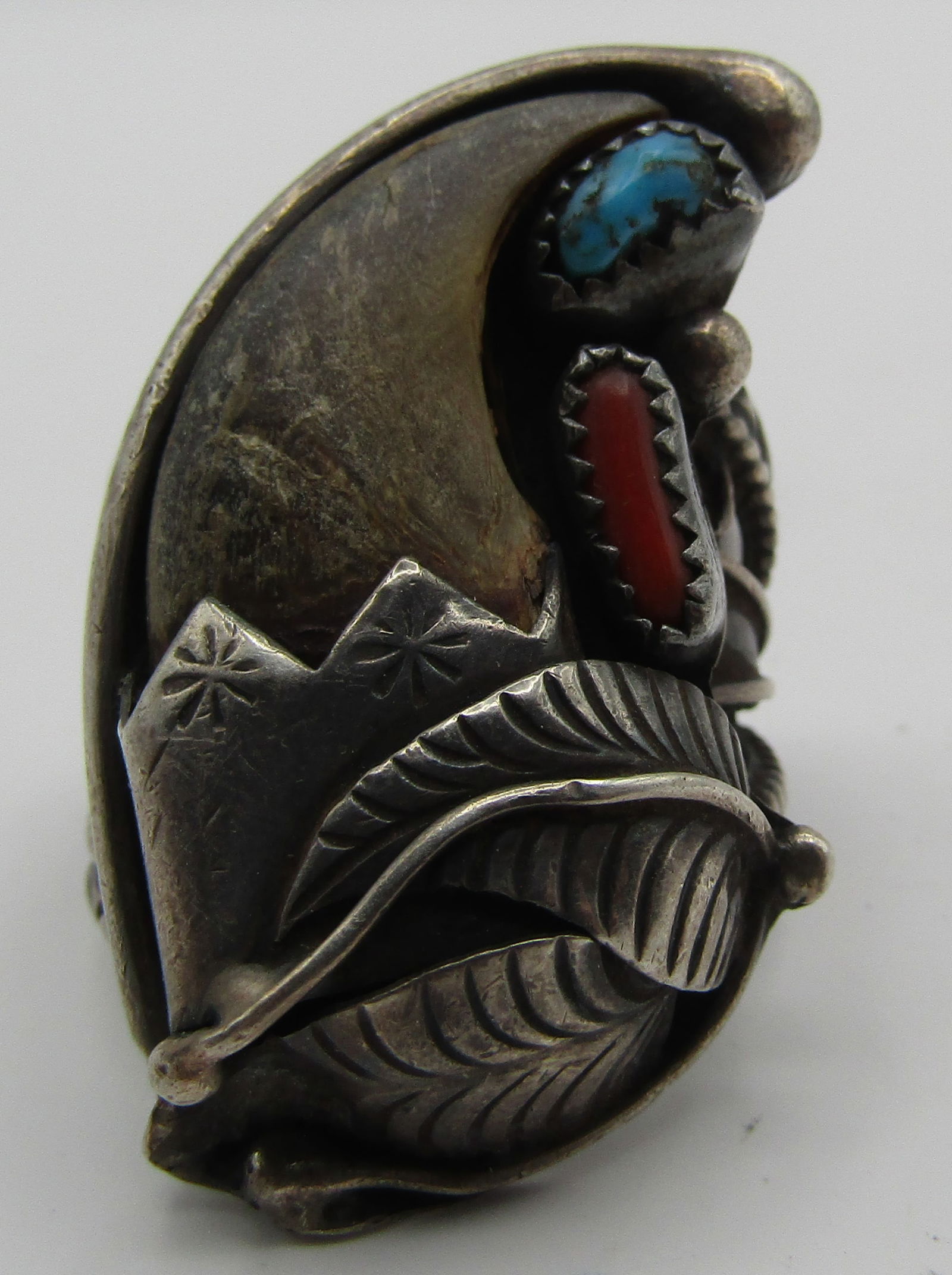 TOADLENA BEAR CLAW TURQUOISE RING STERLING SILVER (1 of 7)