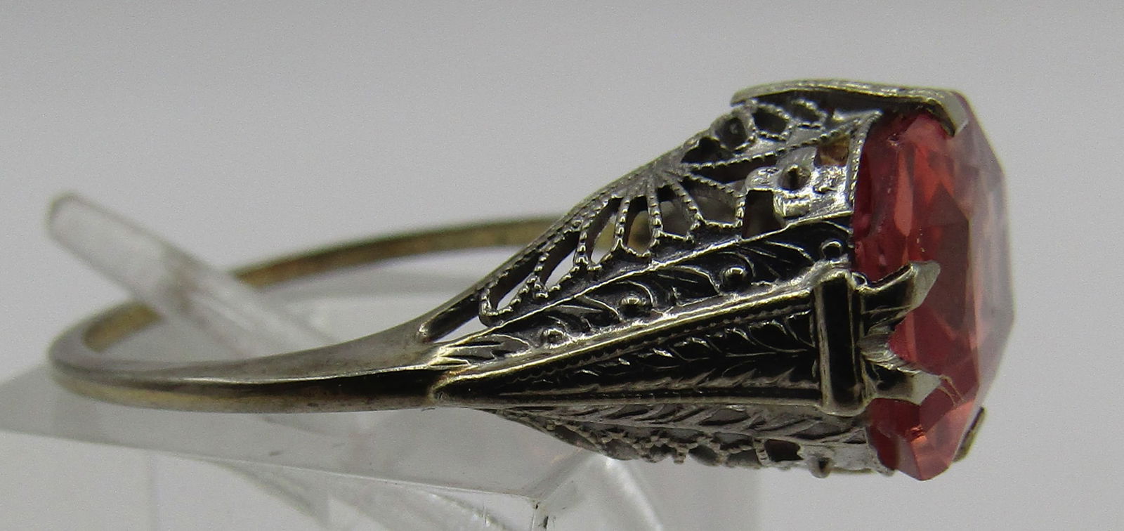 ANTIQUE 18K GOLD FILIGREE ORANGE GARNET RING (1 of 5)