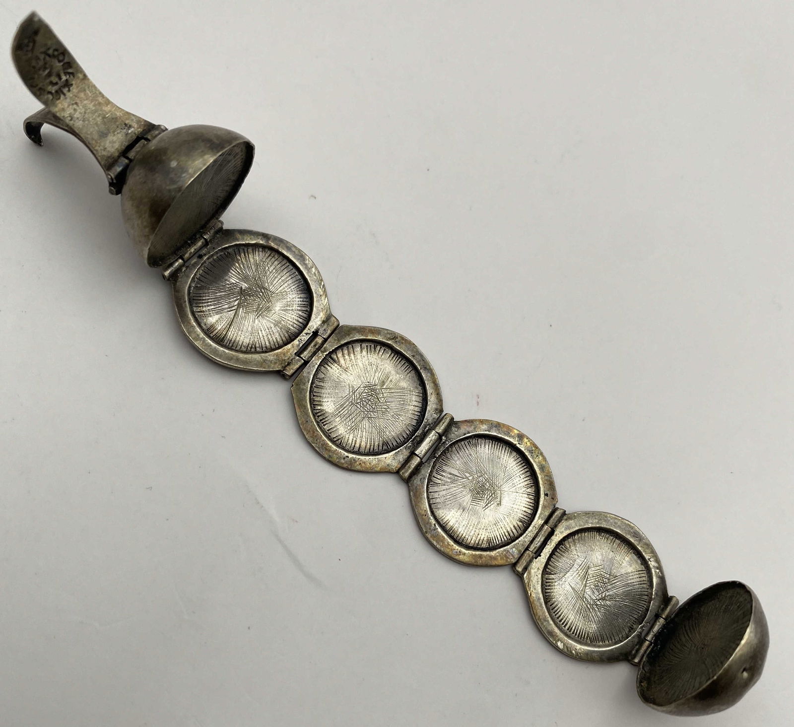 EARLY TAXCO STERLING PICTURE LOCKET PENDANT (1 of 7)