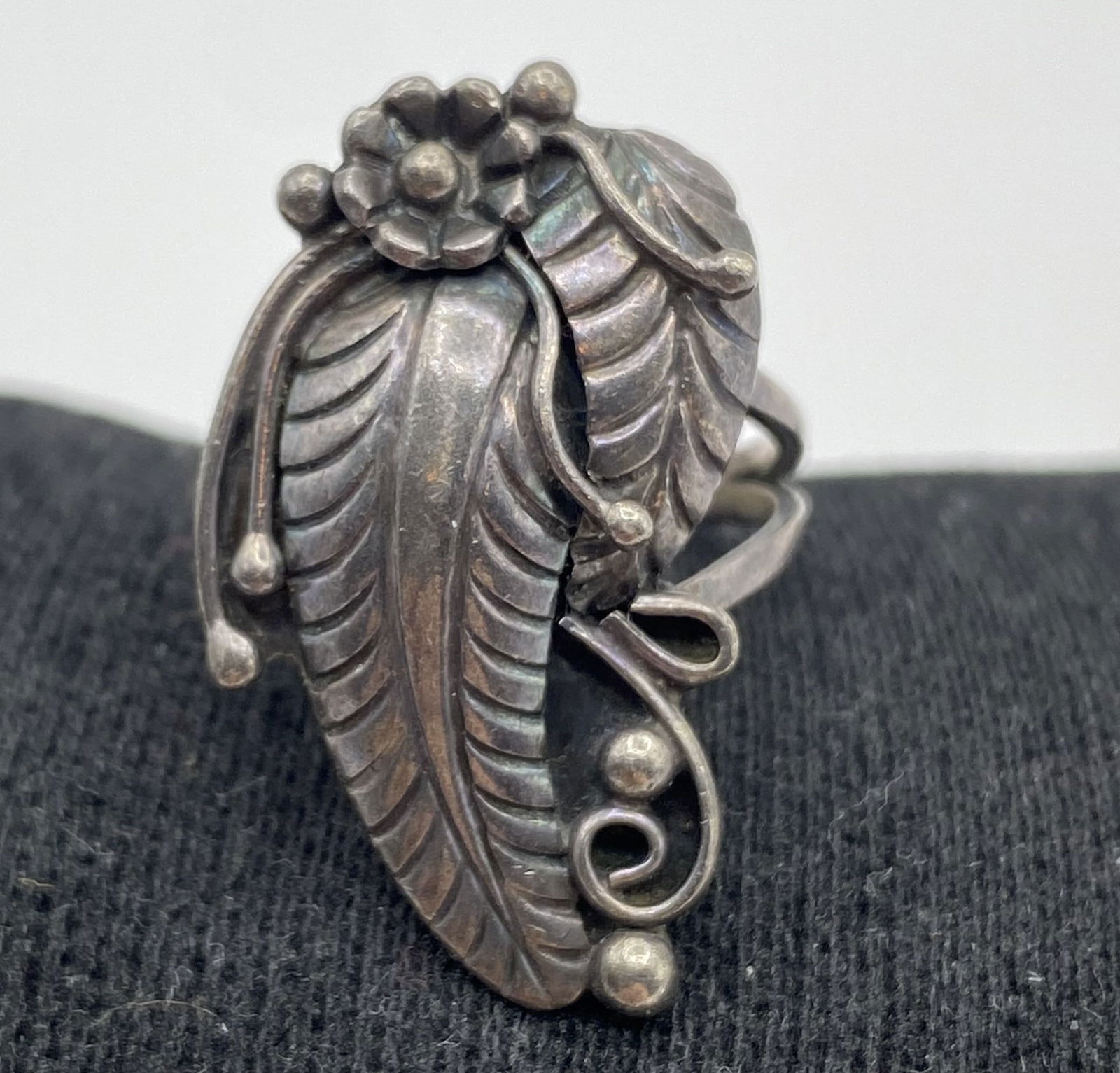 "LEE" STERLING NAVAJO LEAF RING 1" SIZE 6 (1 of 3)