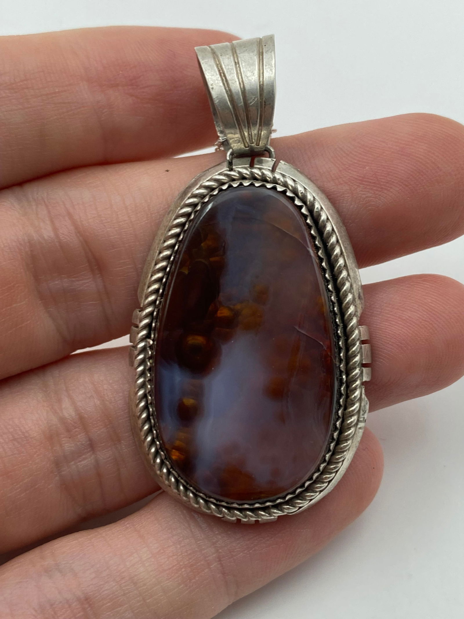 STERLING MEXICAN FIRE OPAL PENDANT NECKLACE (1 of 4)