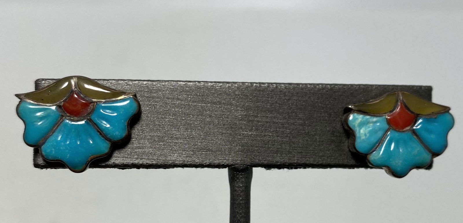 STERLING CORAL TURQUOISE NAVAJO FLOWER EARRINGS (1 of 3)