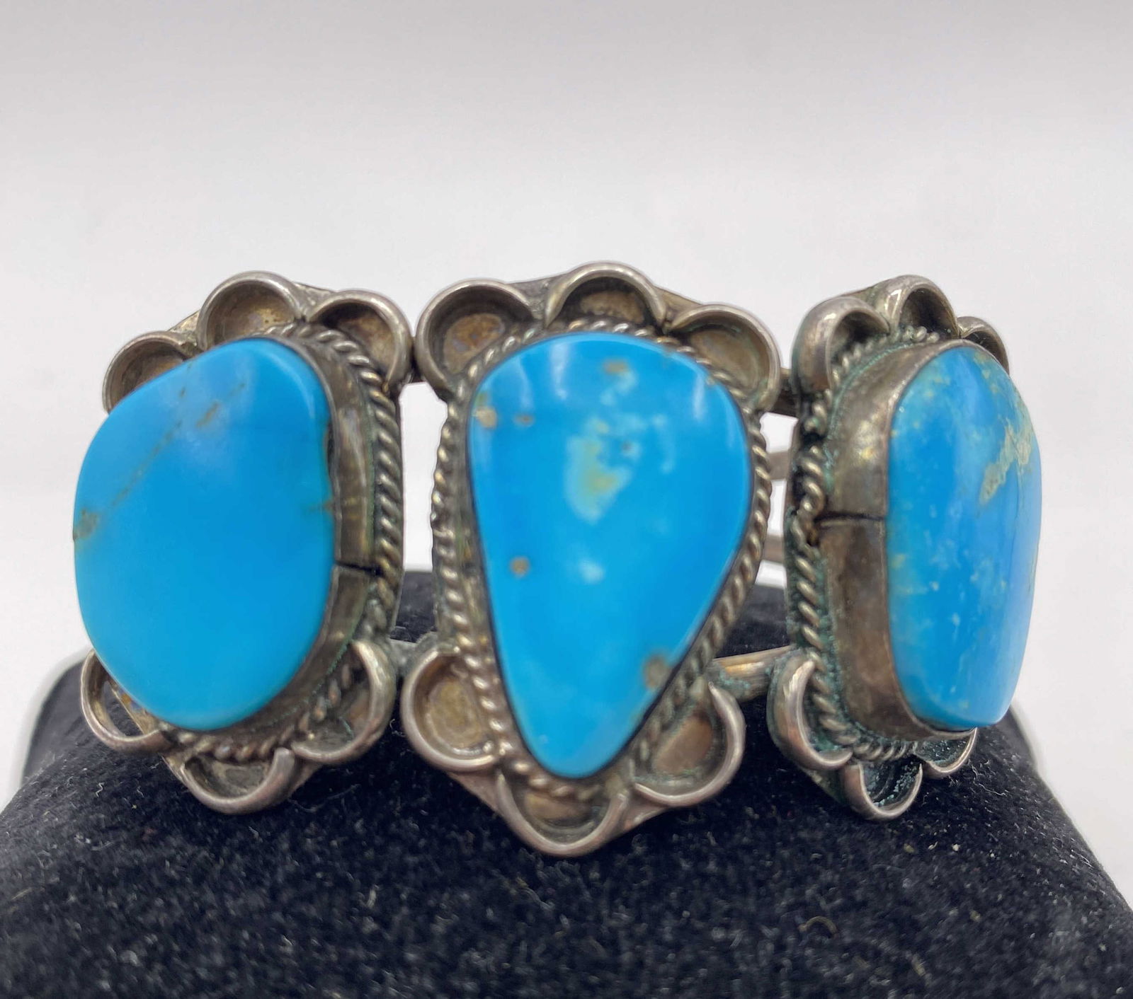 NAVAJO STERLING 3 STONE TURQUOISE BRACELET (1 of 3)