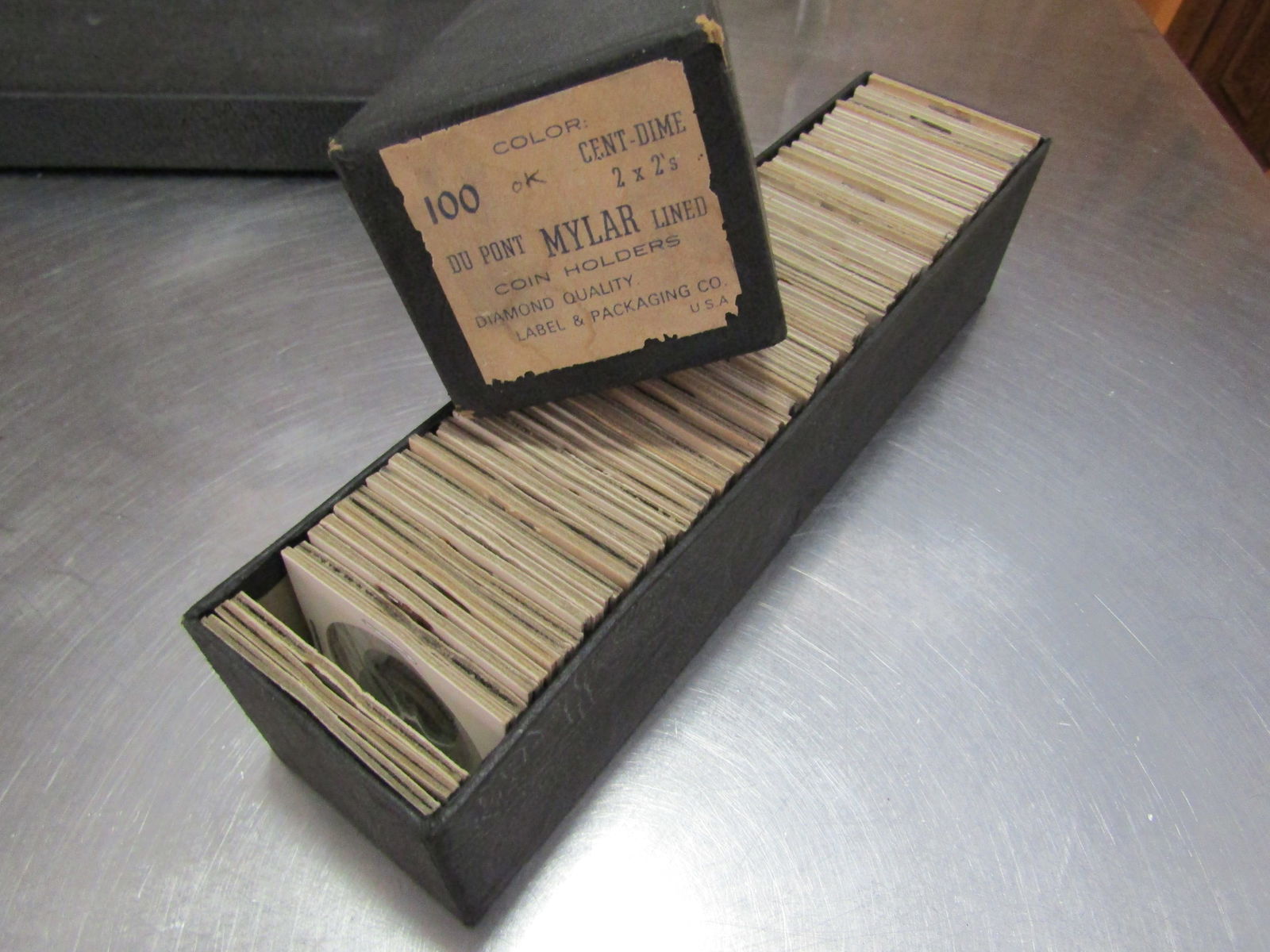 BOX OF ASSORTED WORLD COINS 86 COINS (1 of 3)